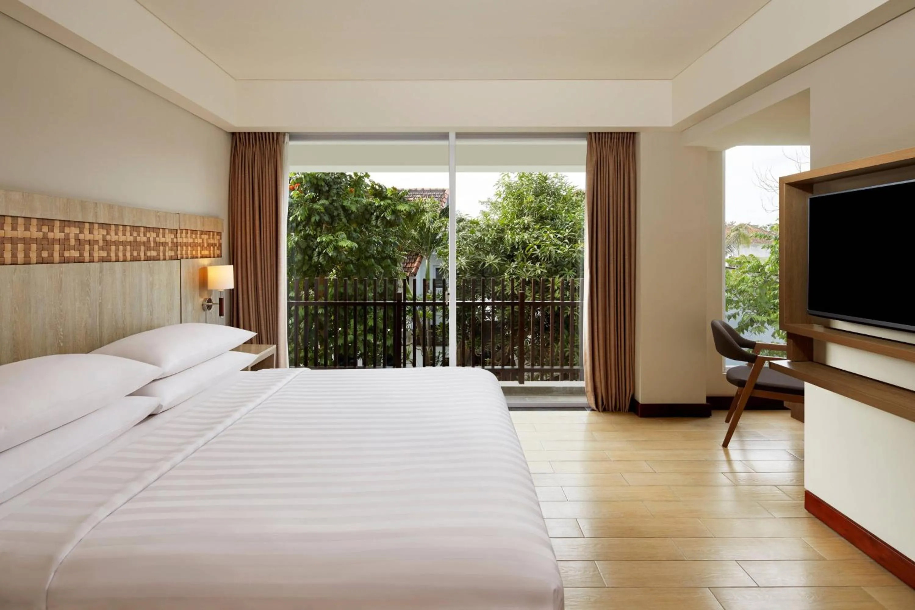 Photo of the whole room, Bed in Fairfield by Marriott Bali Legian