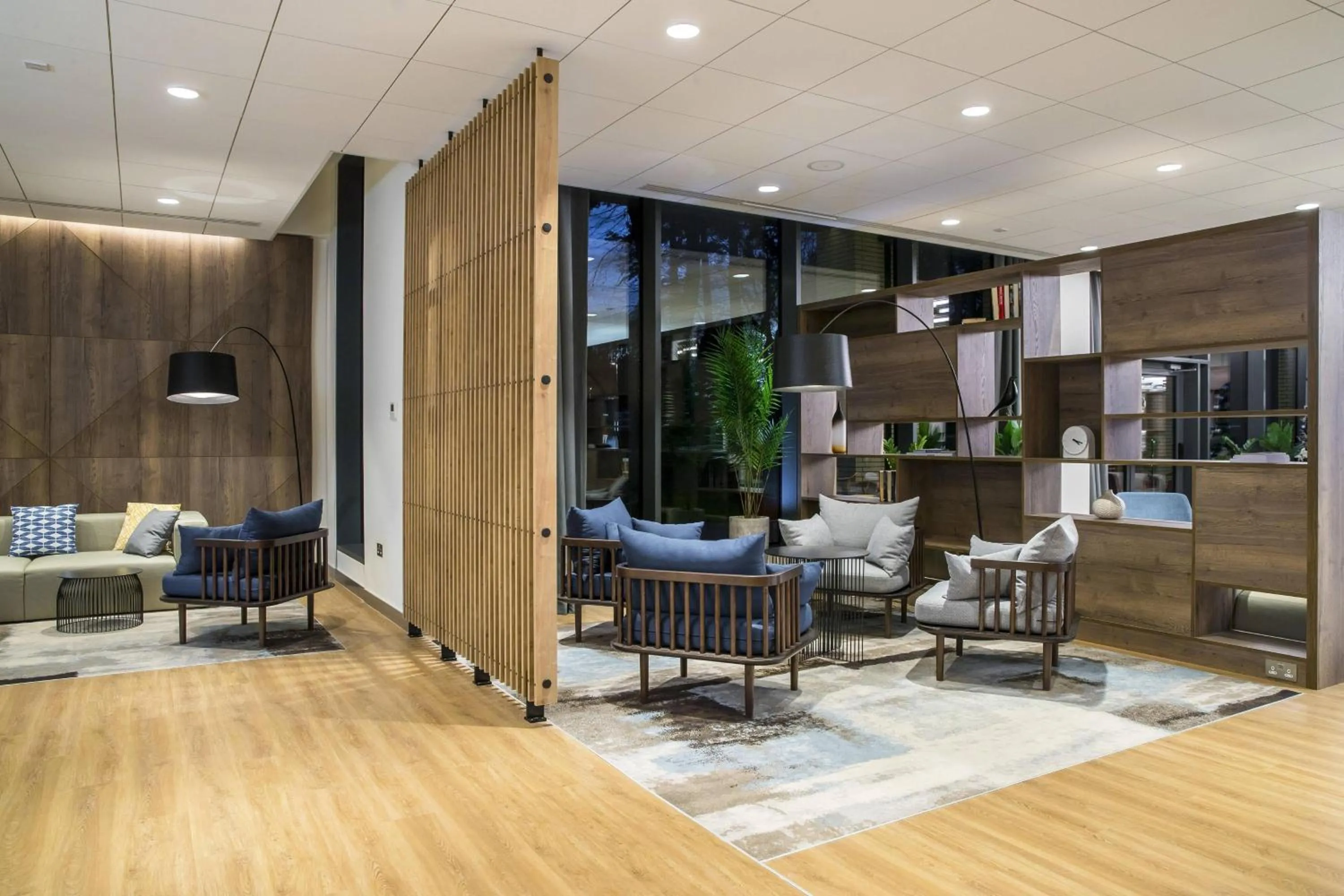 Restaurant/places to eat in Courtyard by Marriott Edinburgh West