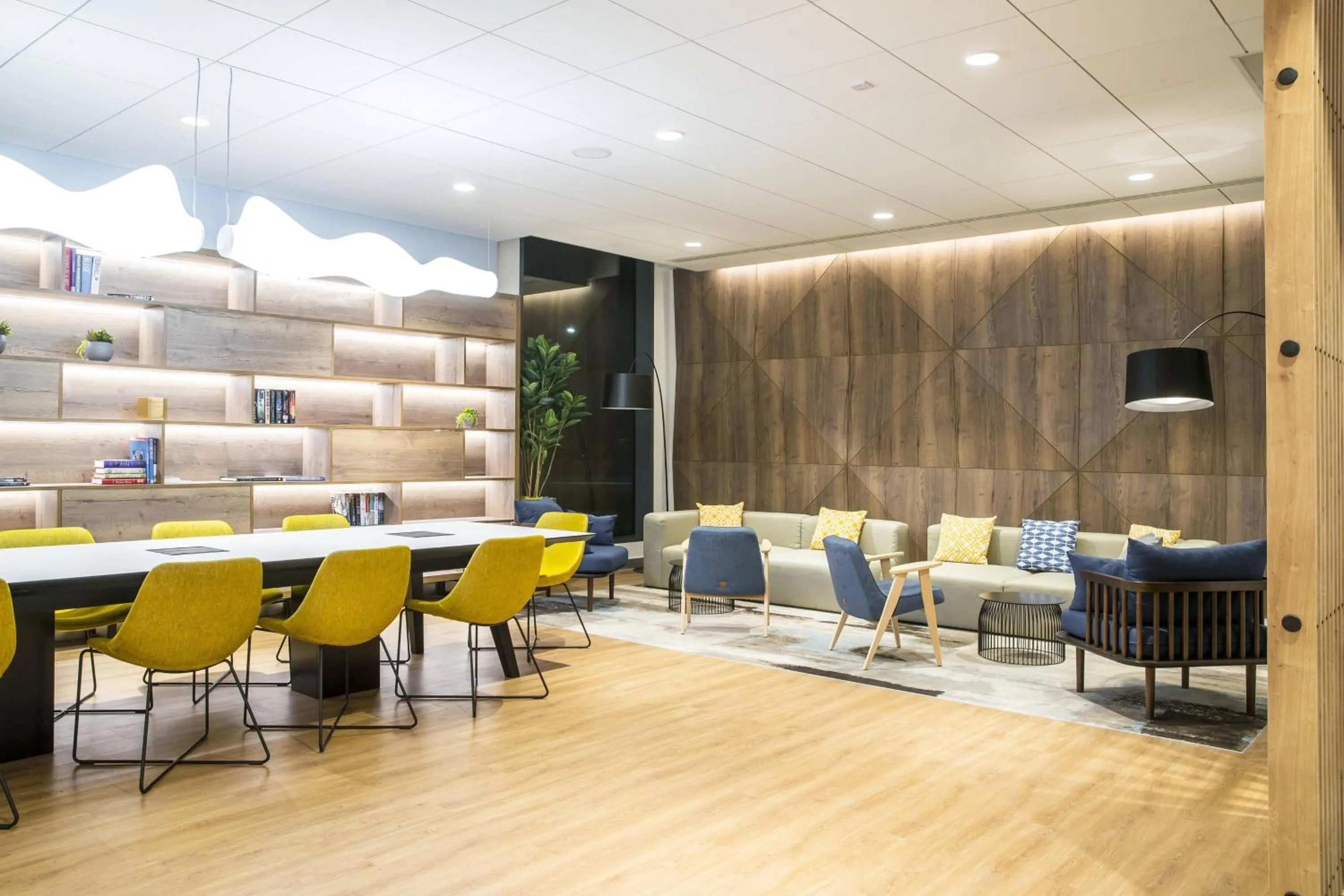 Restaurant/places to eat in Courtyard by Marriott Edinburgh West