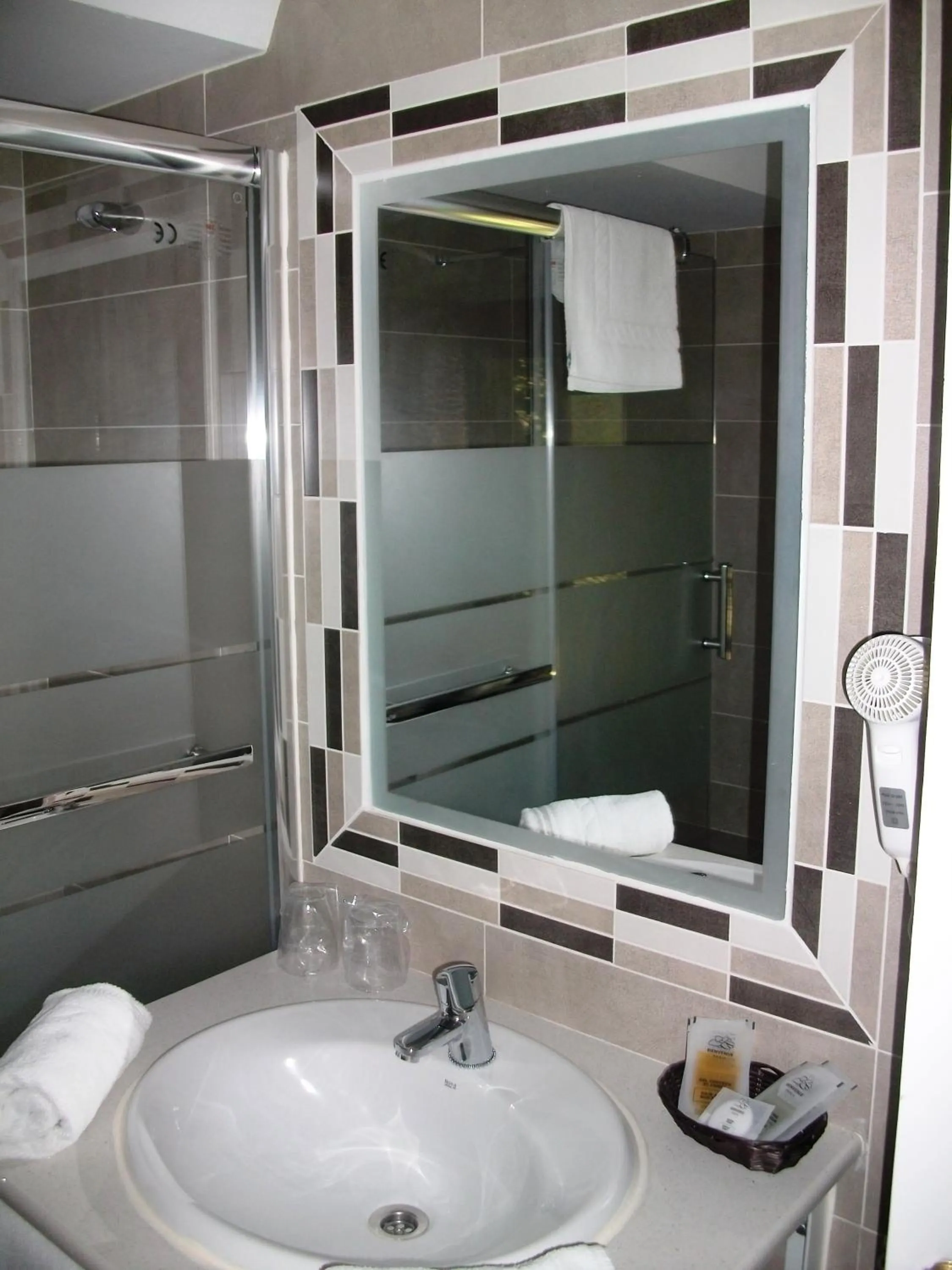 Bathroom in Hotel Neguri