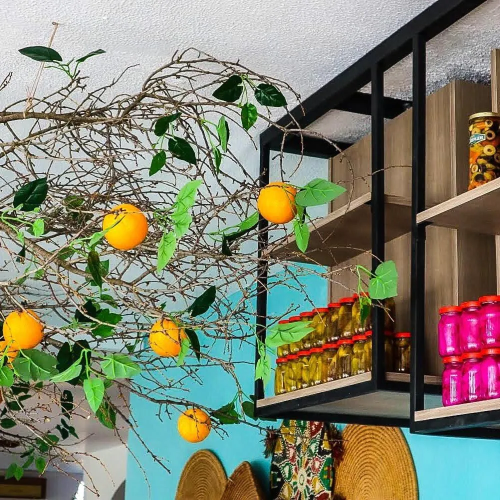 Restaurant/places to eat in Crystal Suites