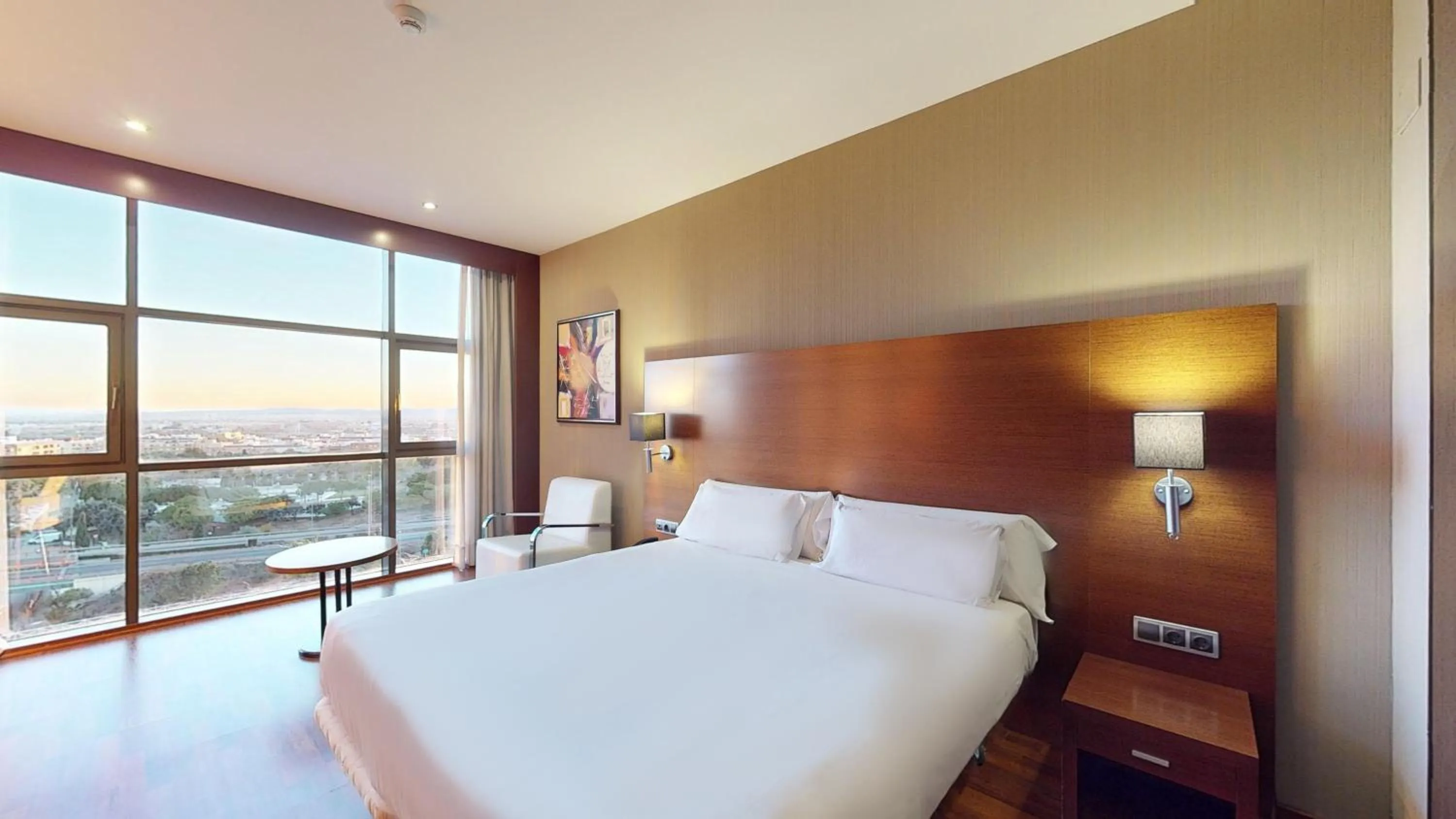 Bedroom, Bed in AZZ Valencia Congress Hotel & Spa