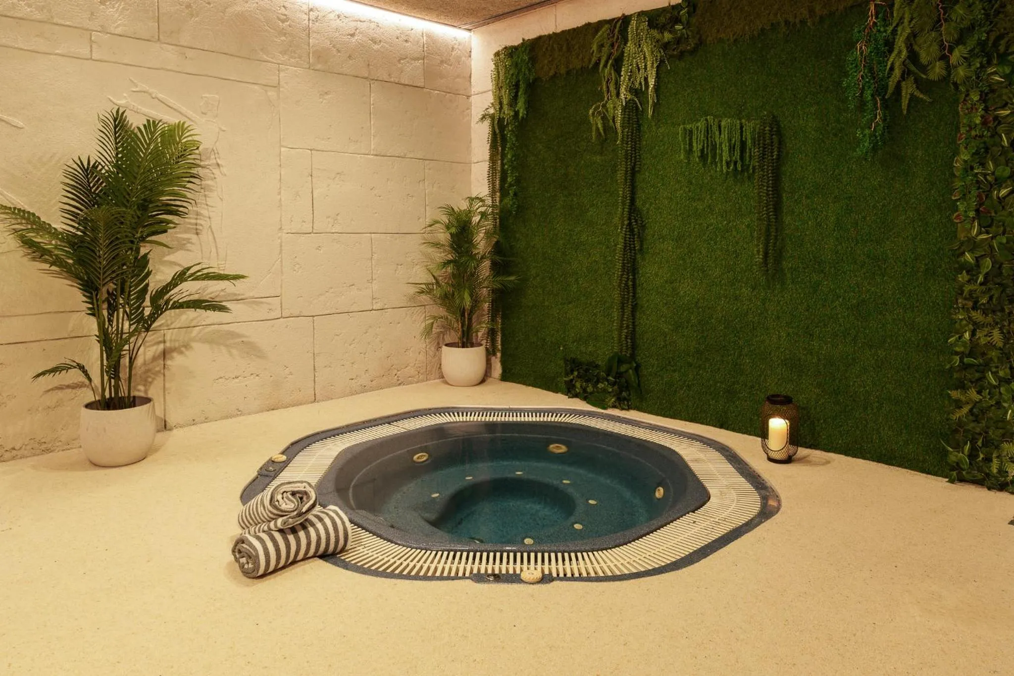 Spa and wellness centre/facilities in AZZ Valencia Congress Hotel & Spa