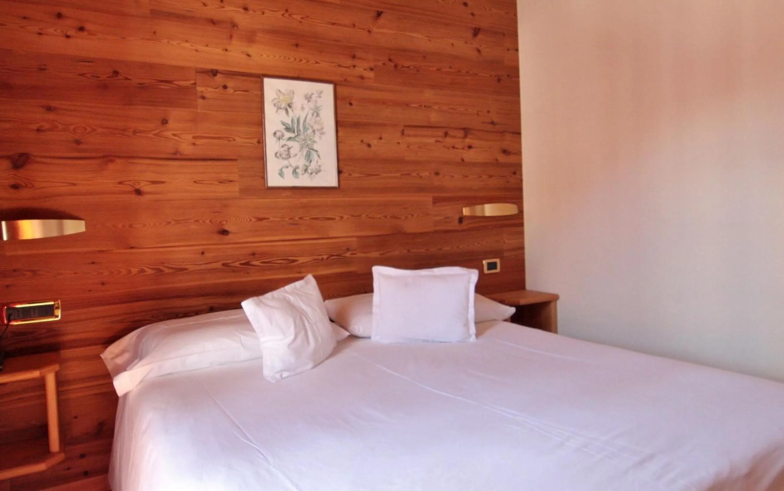 Bed in Hotel La Meridiana