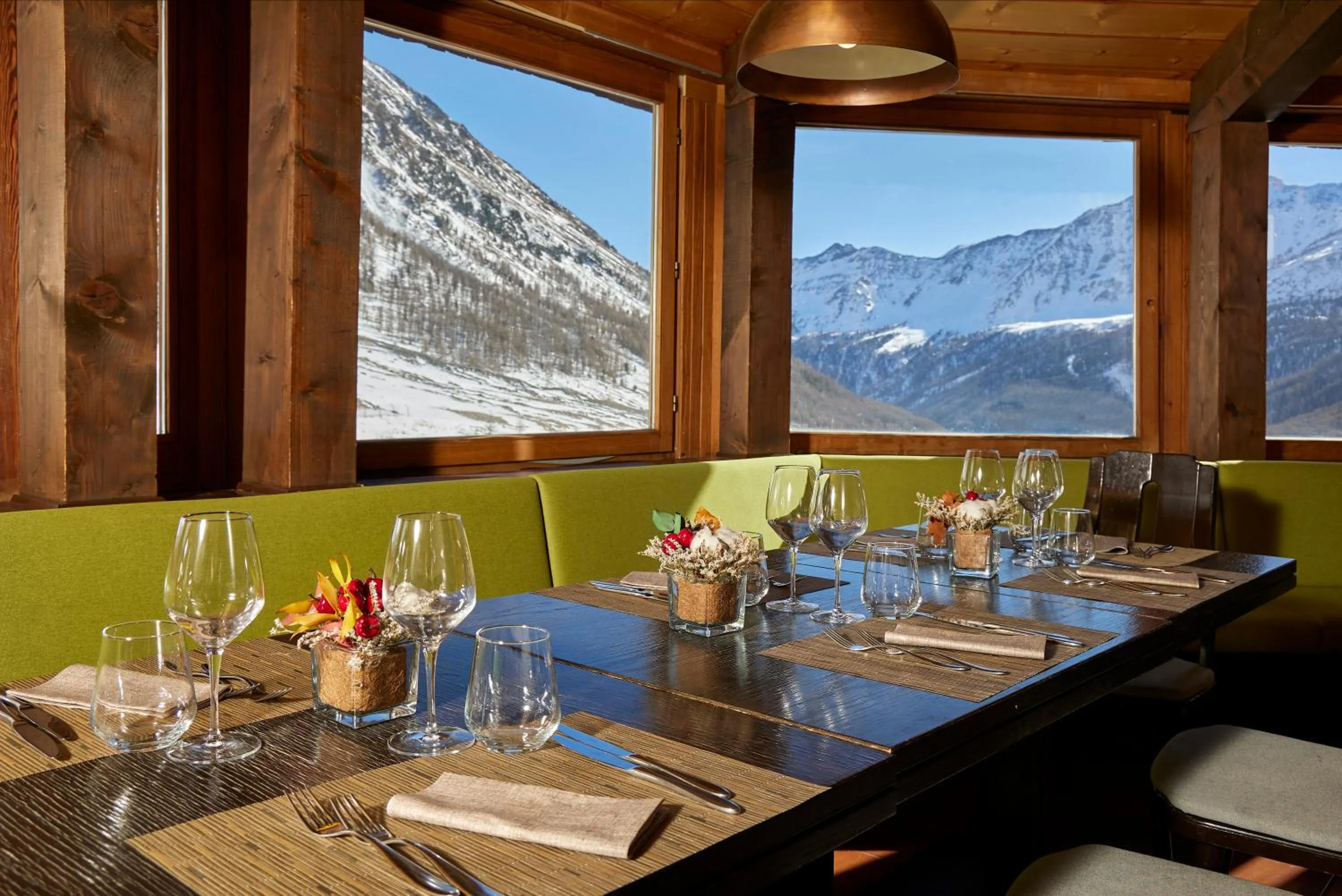 Restaurant/places to eat in Blu Hotel Senales Zirm-Cristal