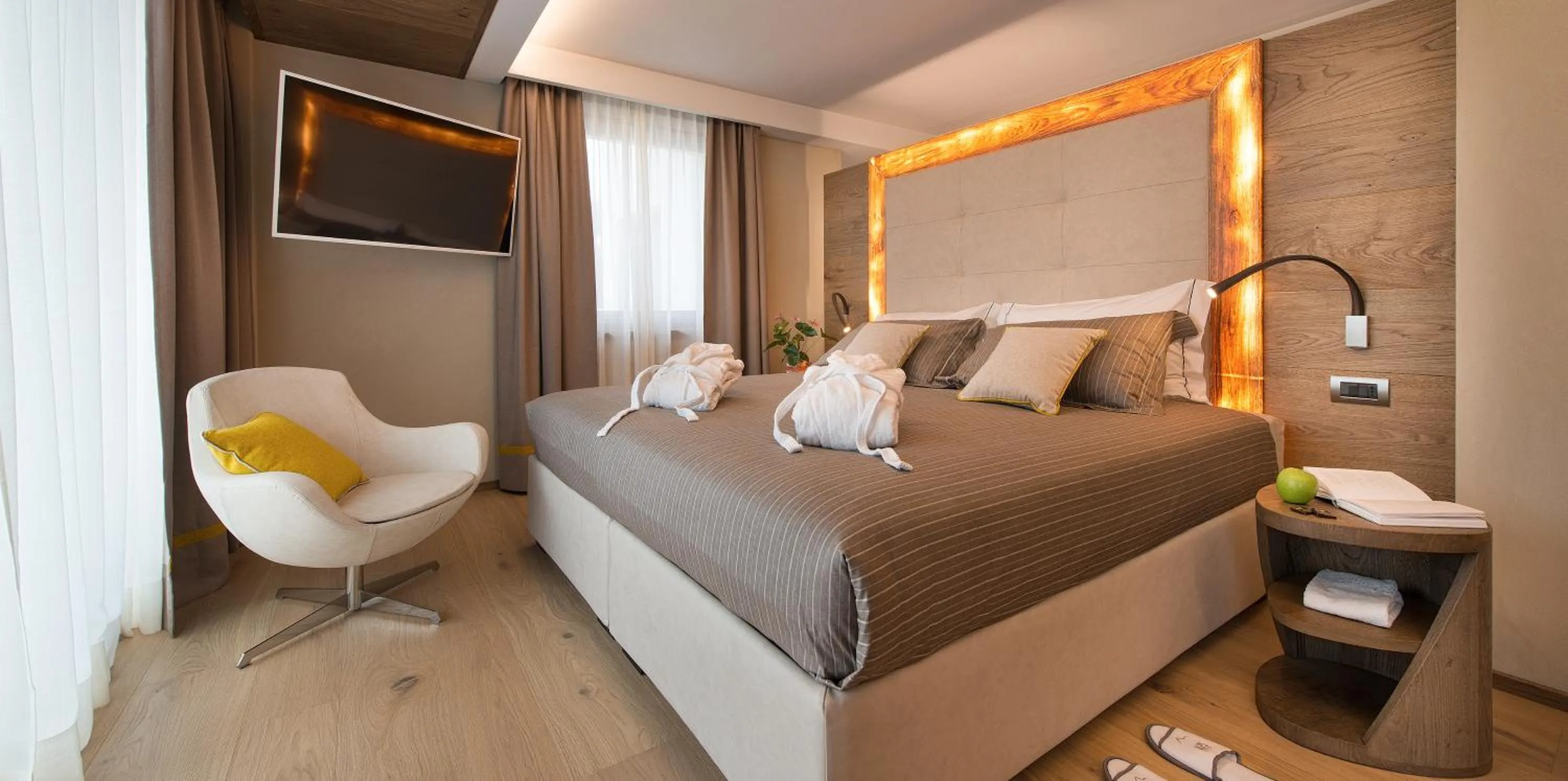 Bedroom, Bed in Hotel Baita Montana