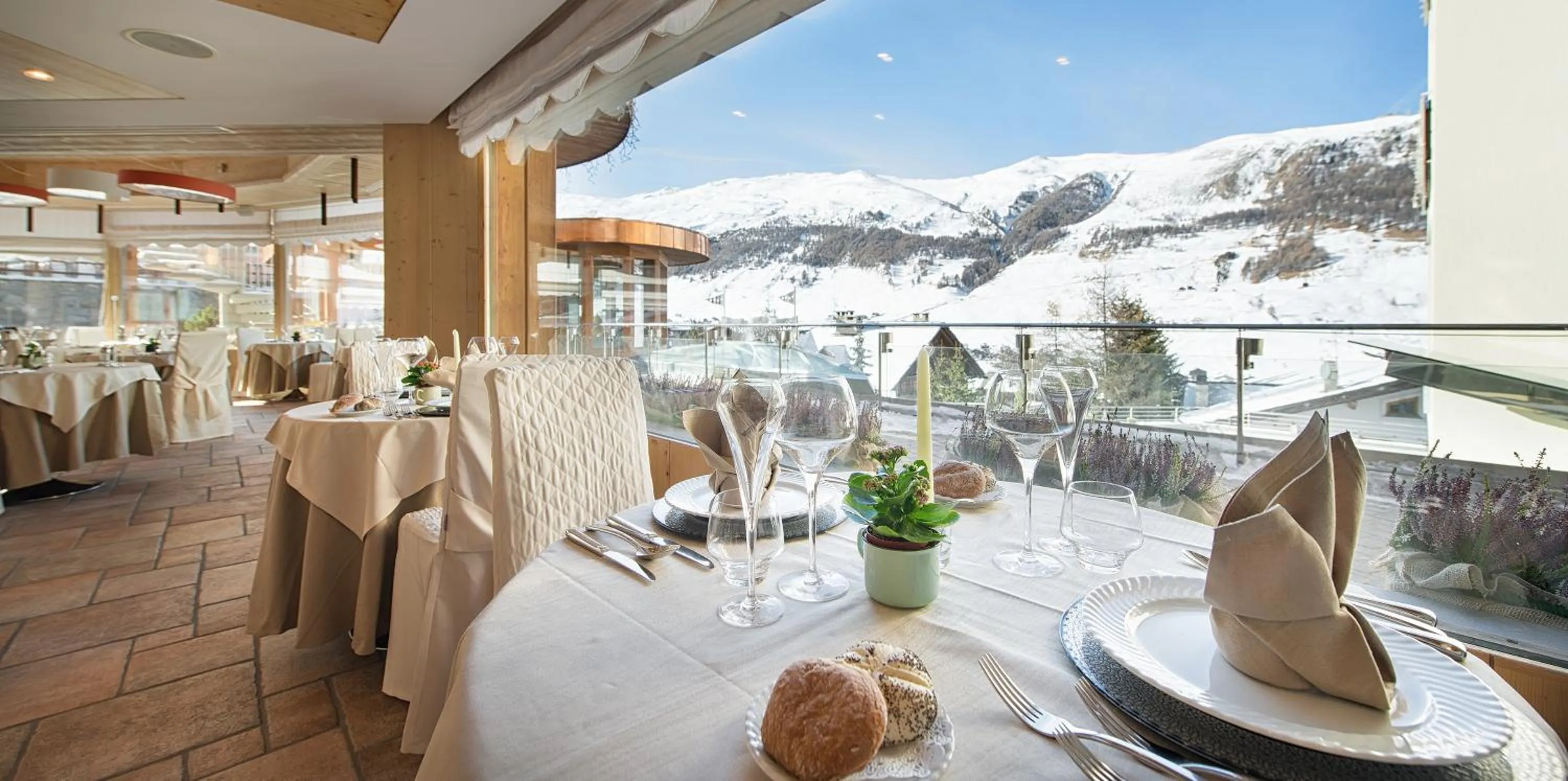 Restaurant/places to eat in Hotel Baita Montana