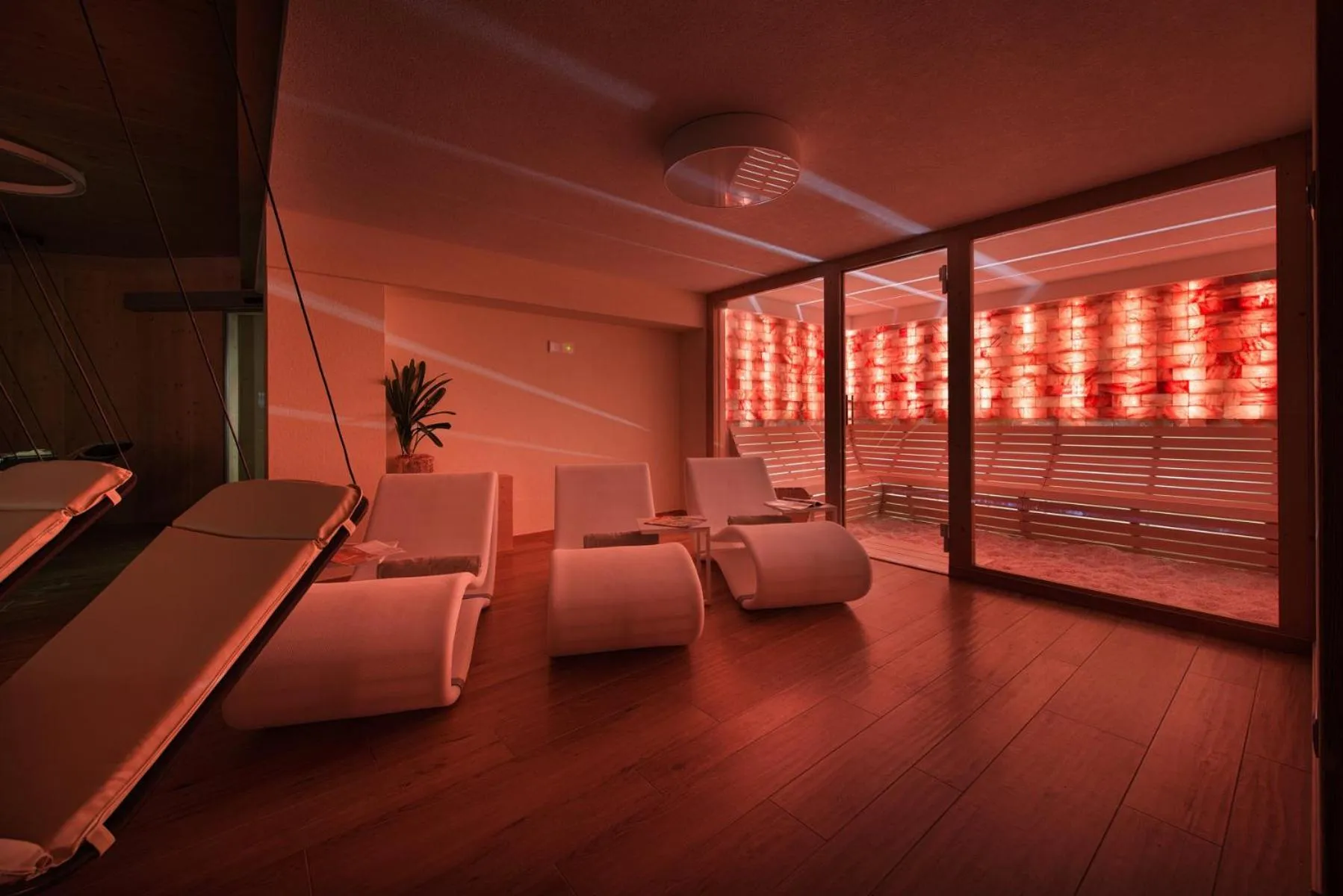 Spa and wellness centre/facilities in Hotel Baita Montana