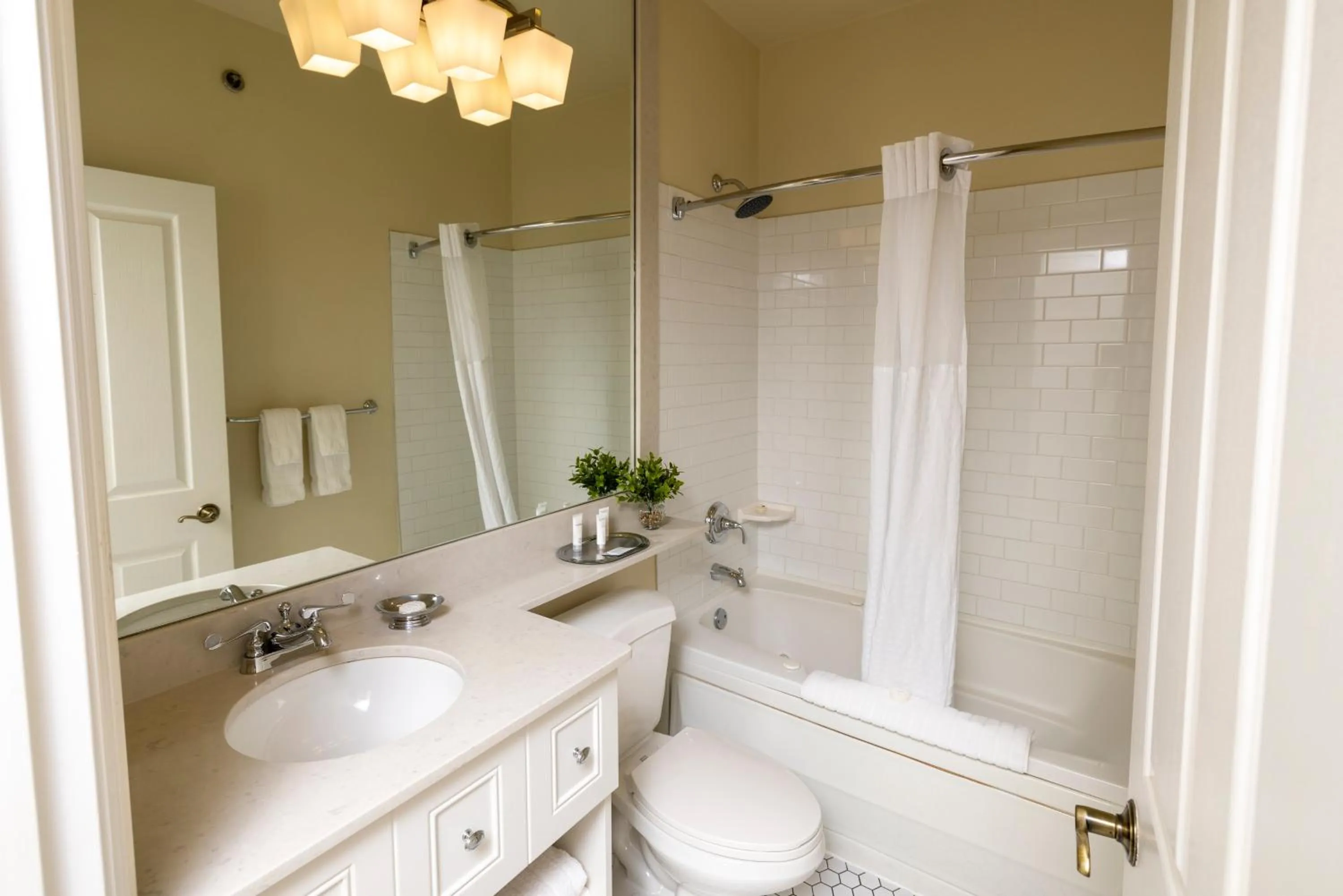 Shower in Windermere House