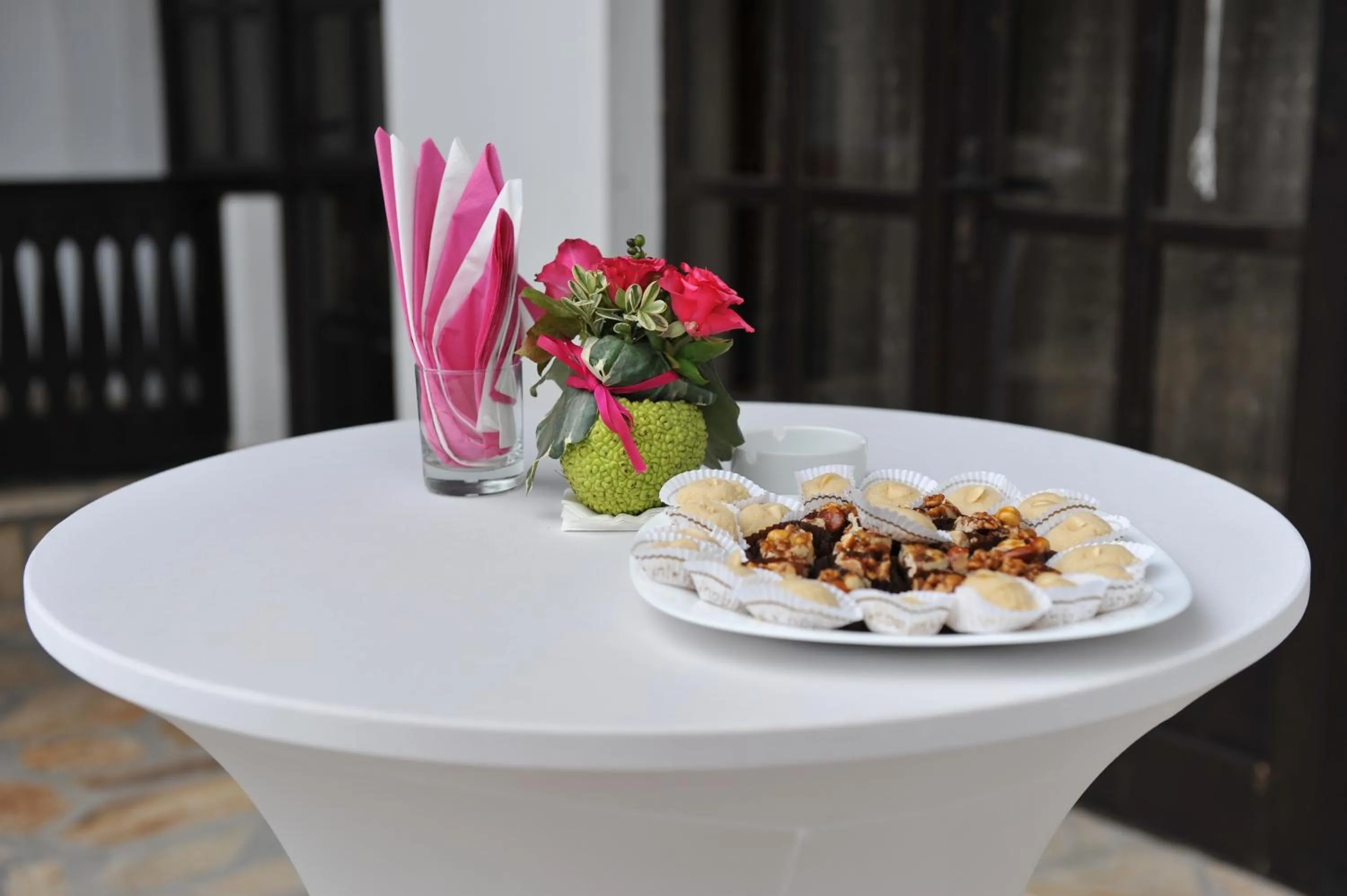 Food in Hotel Izvora - Garden Retreat