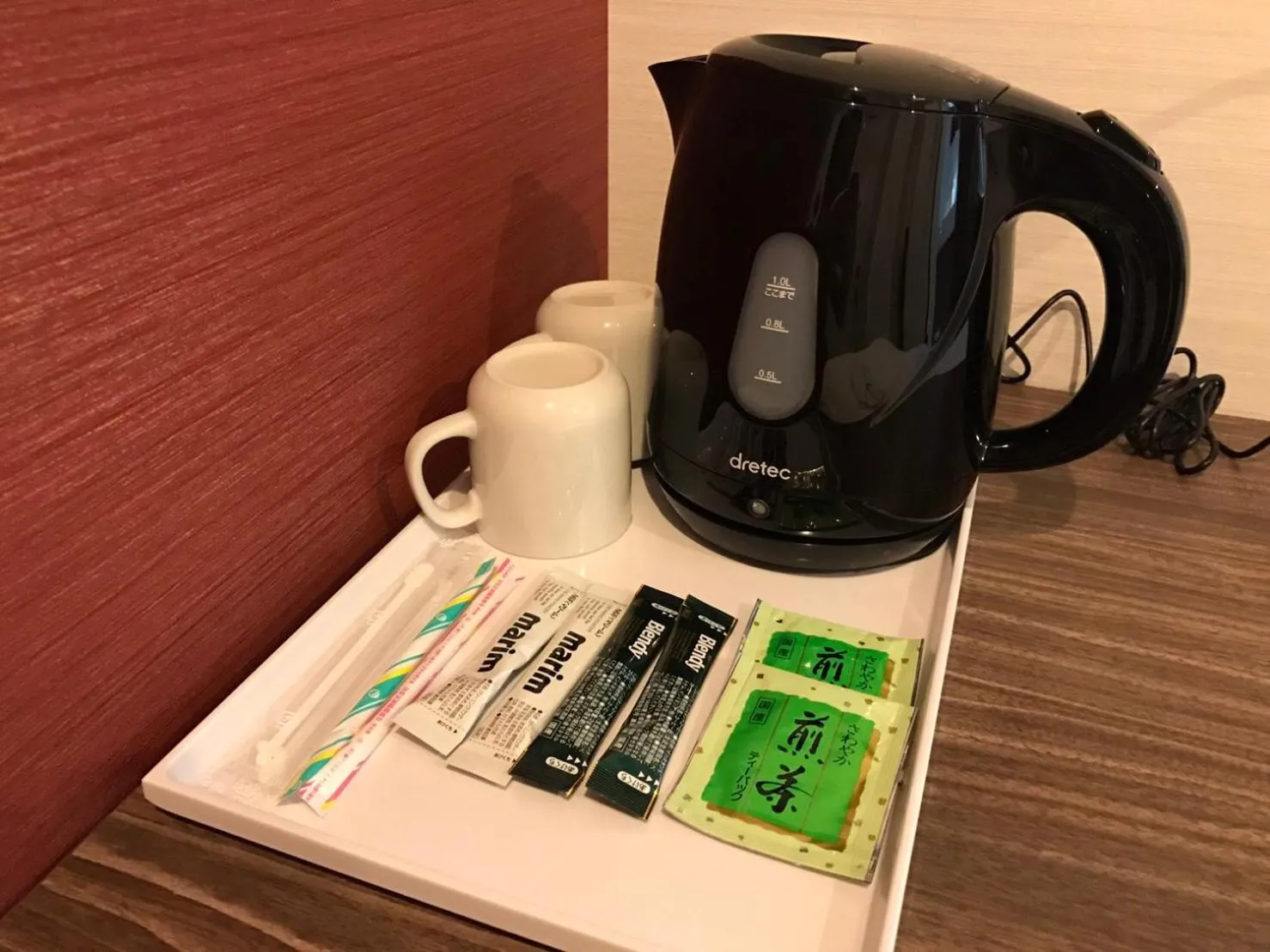 Photo of the whole room, Coffee/Tea Facilities in Umeda Plaza Hotel