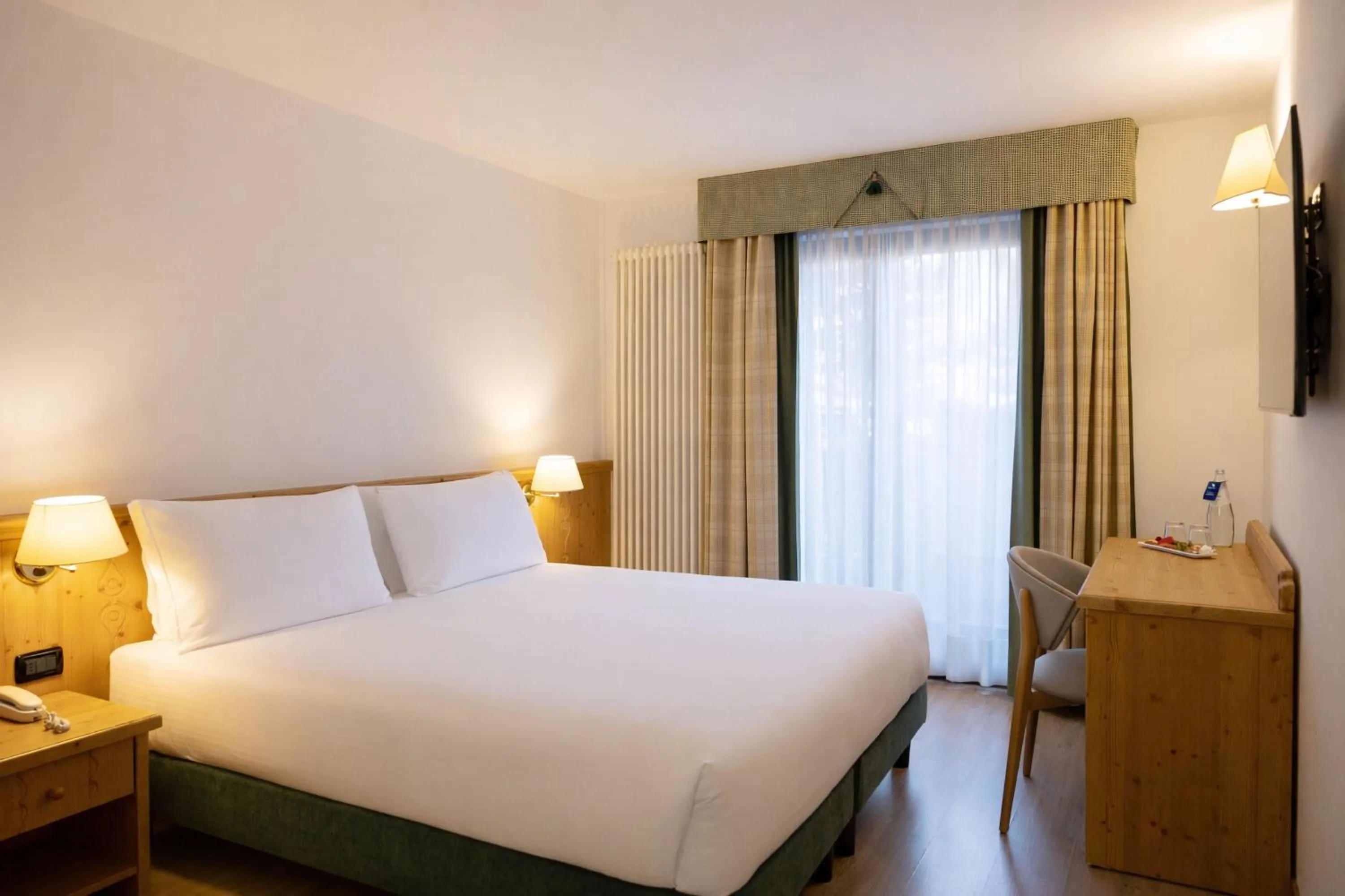 Bedroom, Bed in Golf Hotel