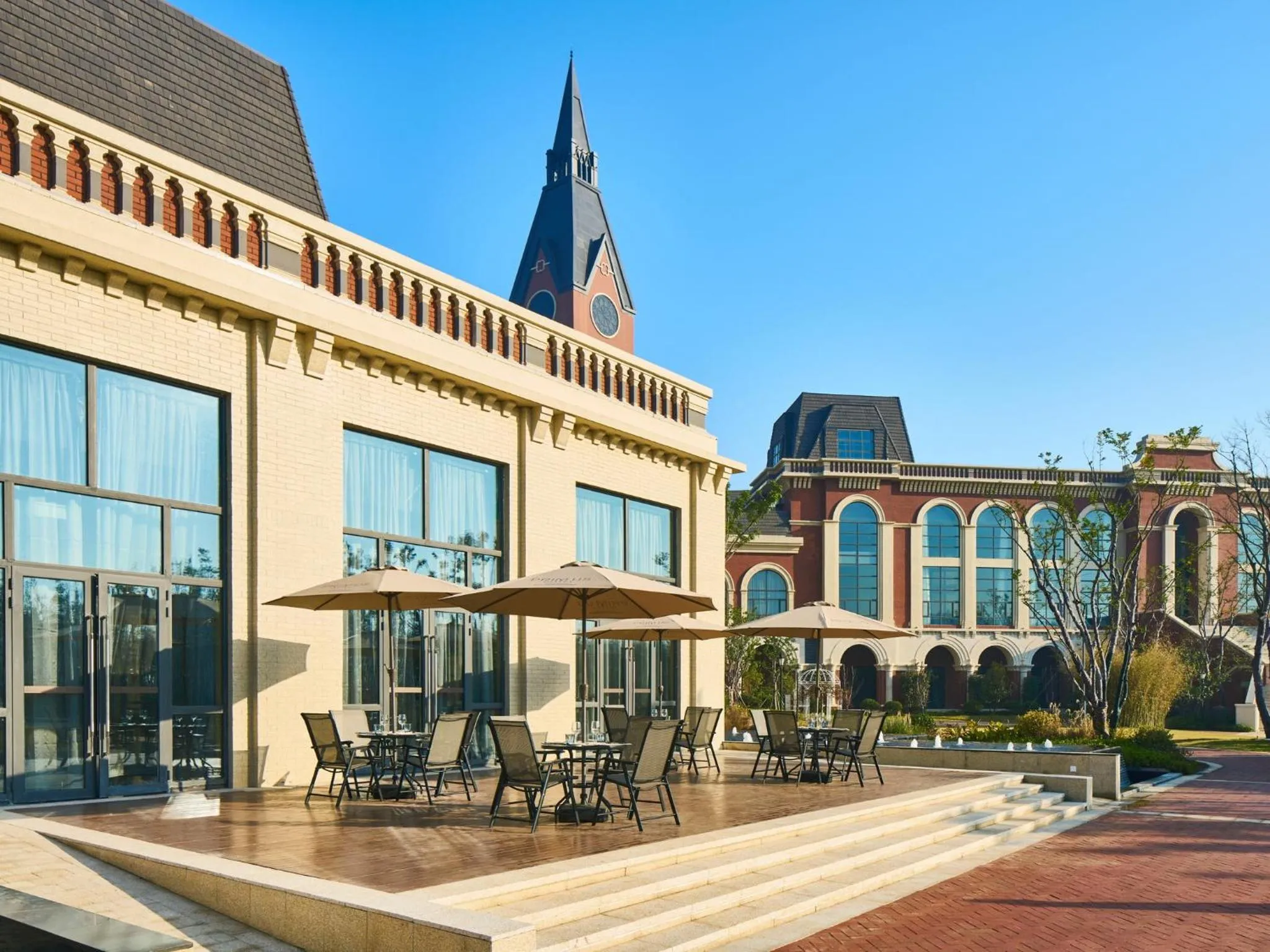 Property building in PRIMUS Hotel Wuhan Hannan