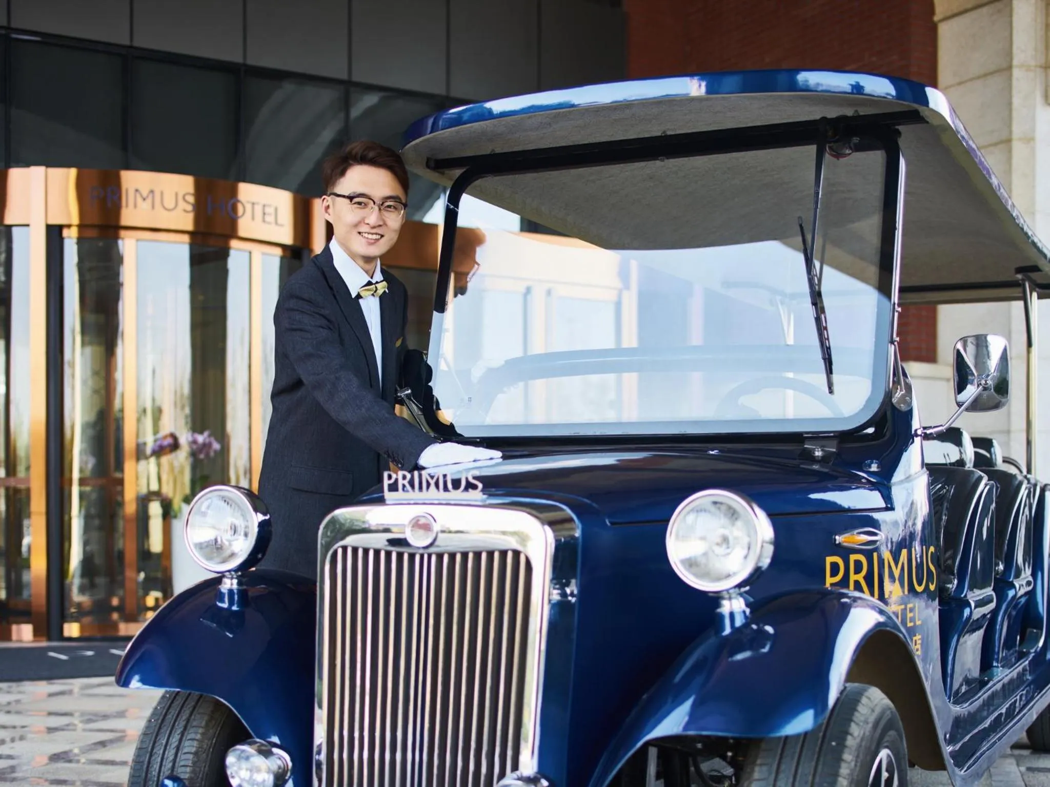 Staff in PRIMUS Hotel Wuhan Hannan