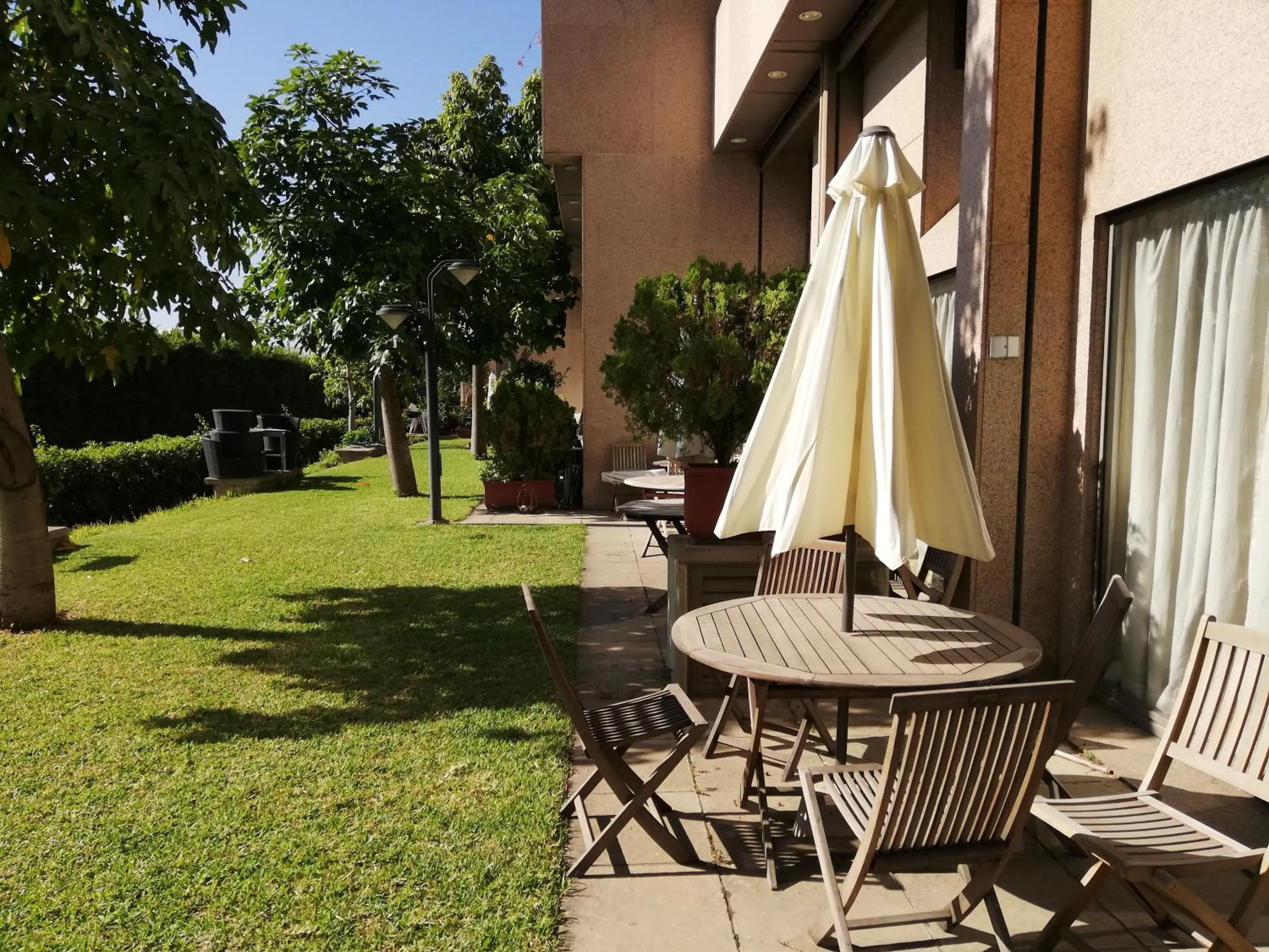 Garden in Siwar Center Apartments