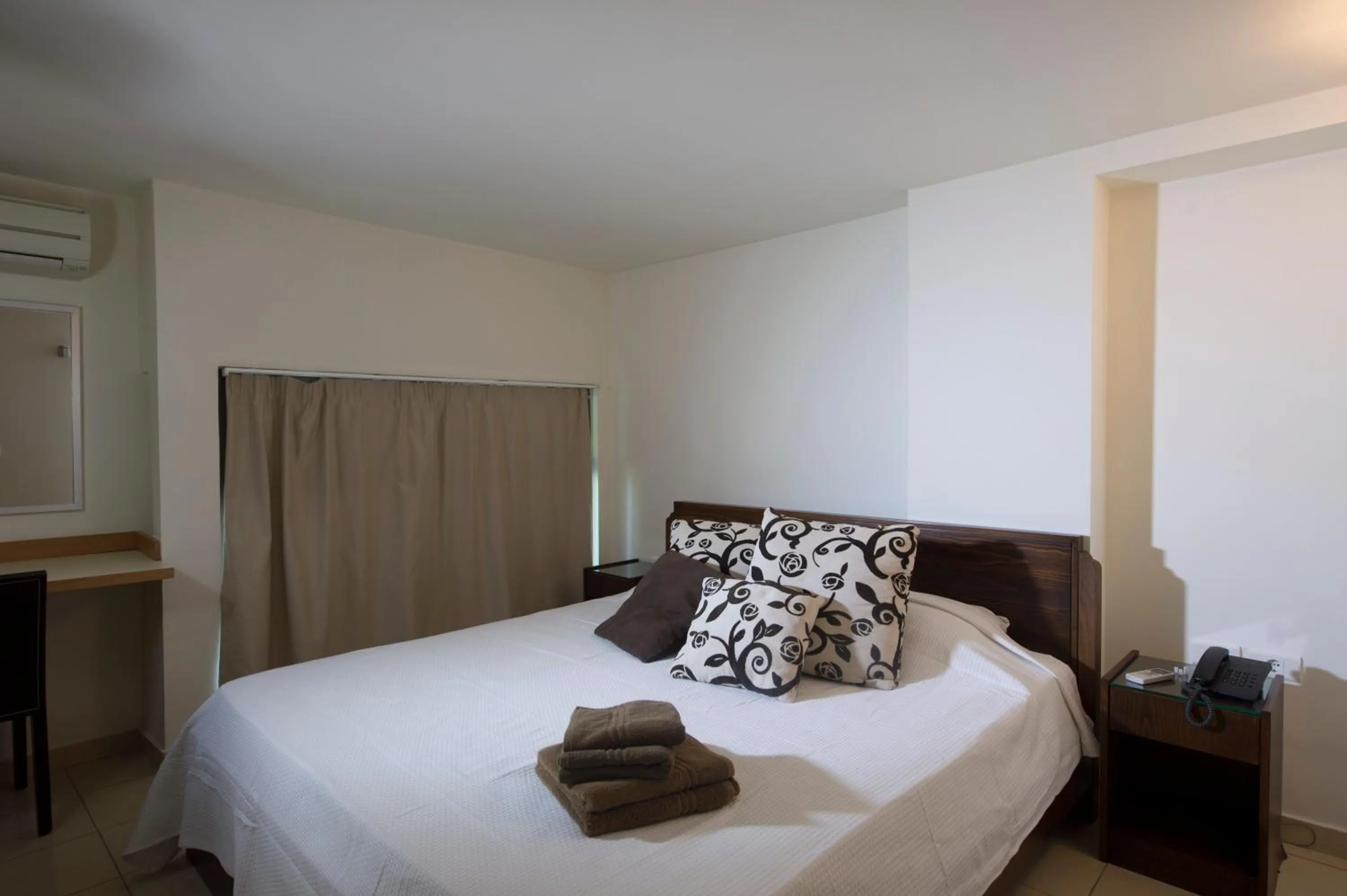 Bed in Siwar Center Apartments