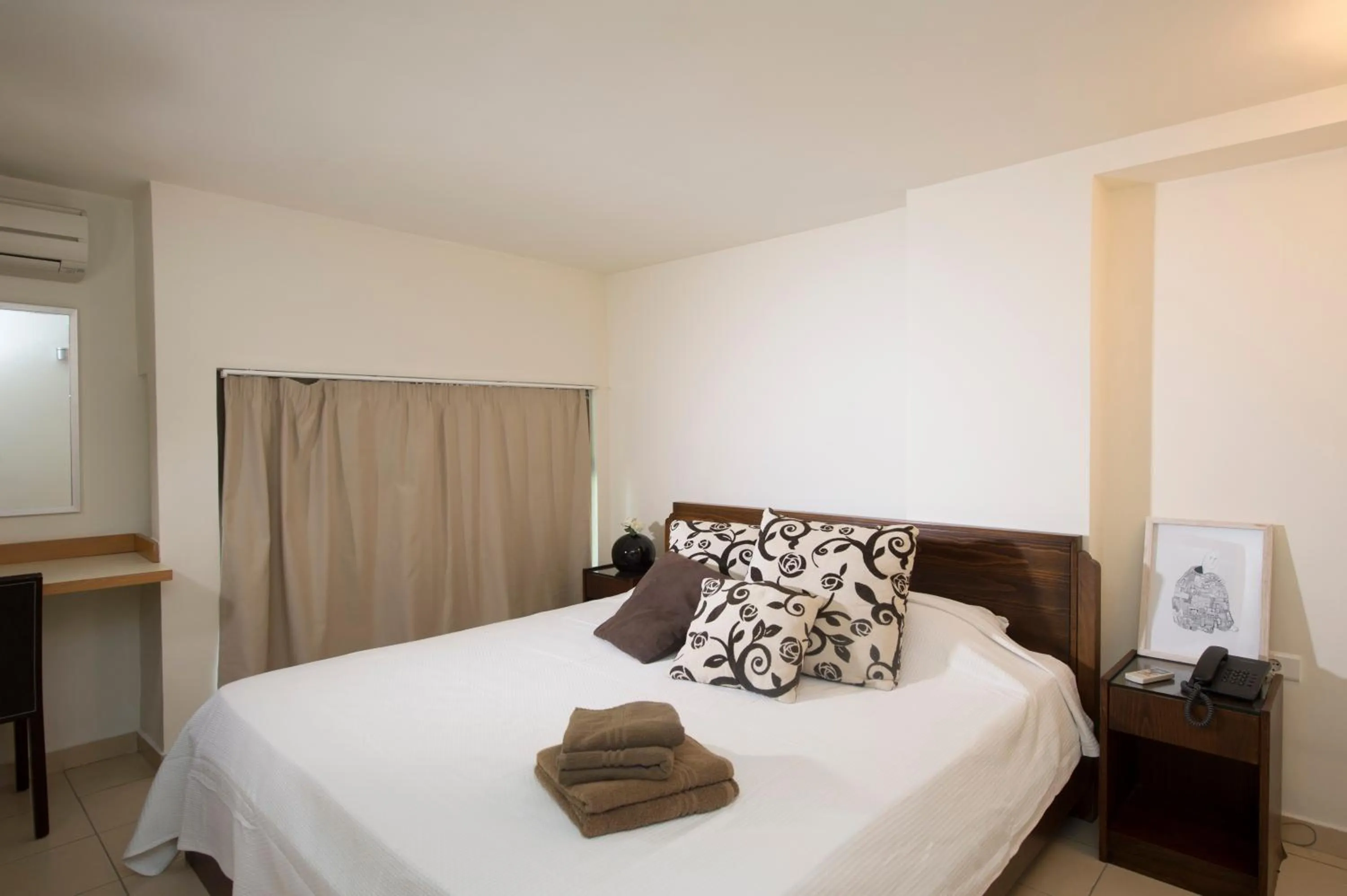 Bed in Siwar Center Apartments