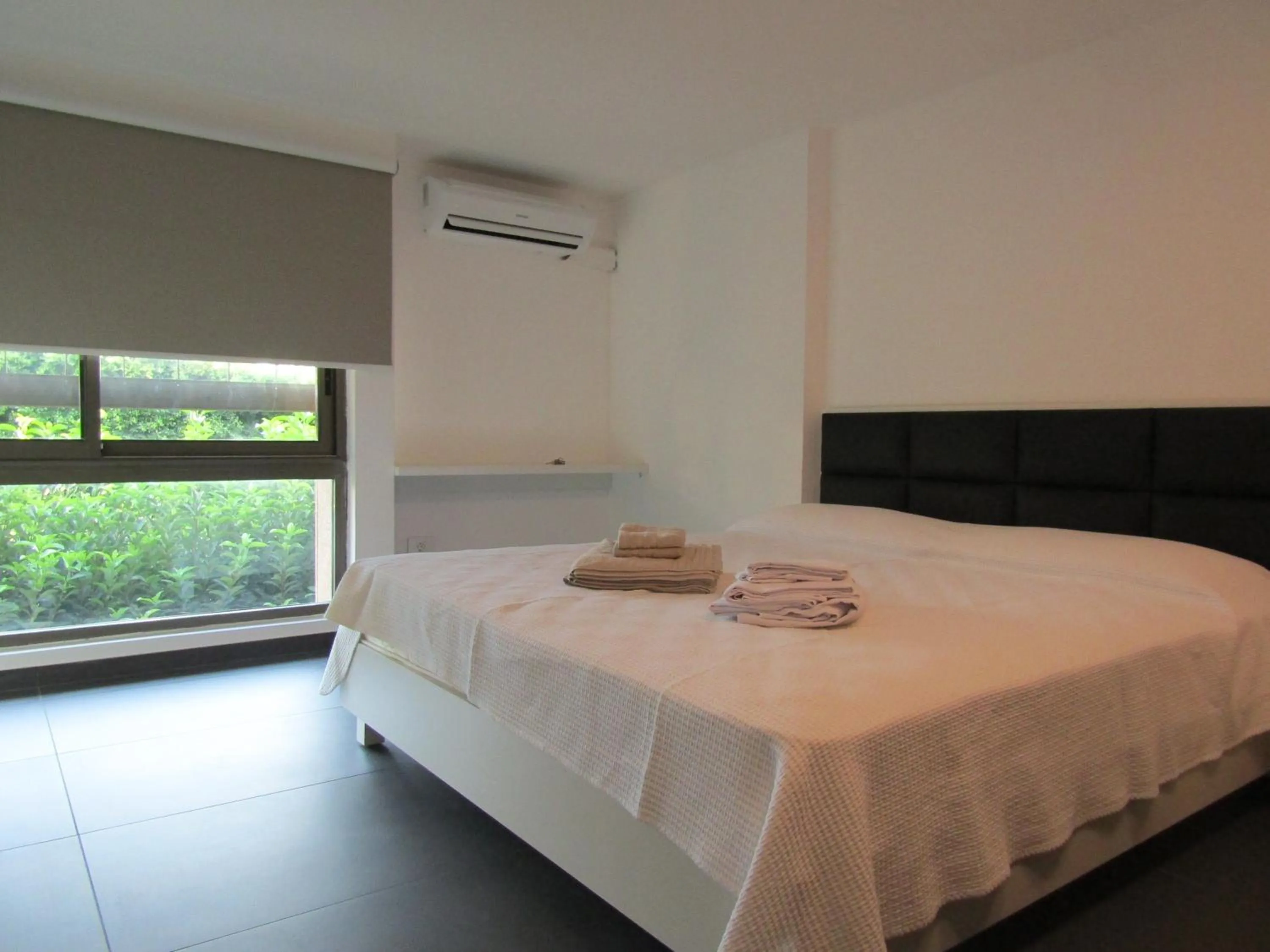 Bedroom, Bed in Siwar Center Apartments