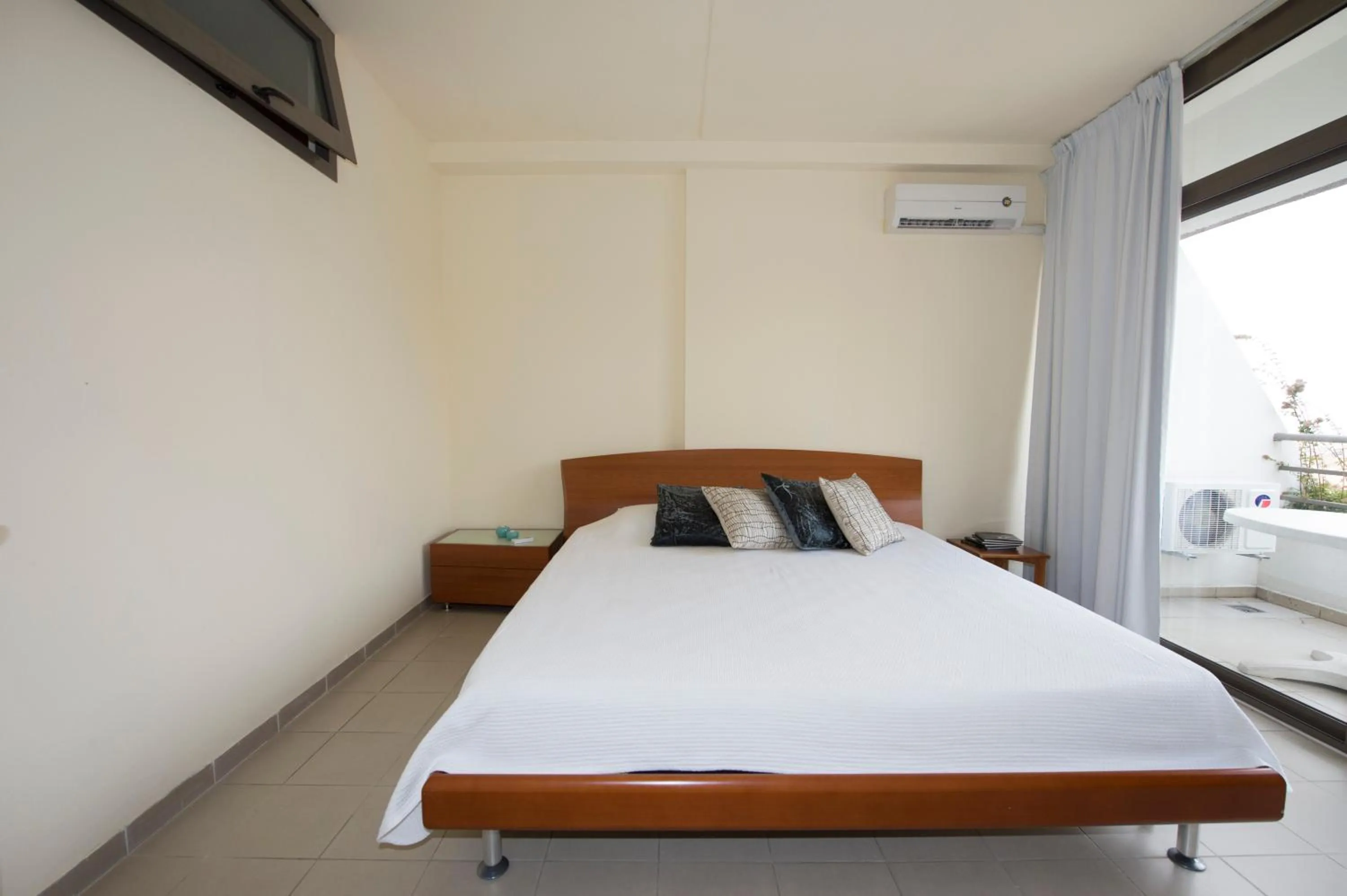 Bed in Siwar Center Apartments