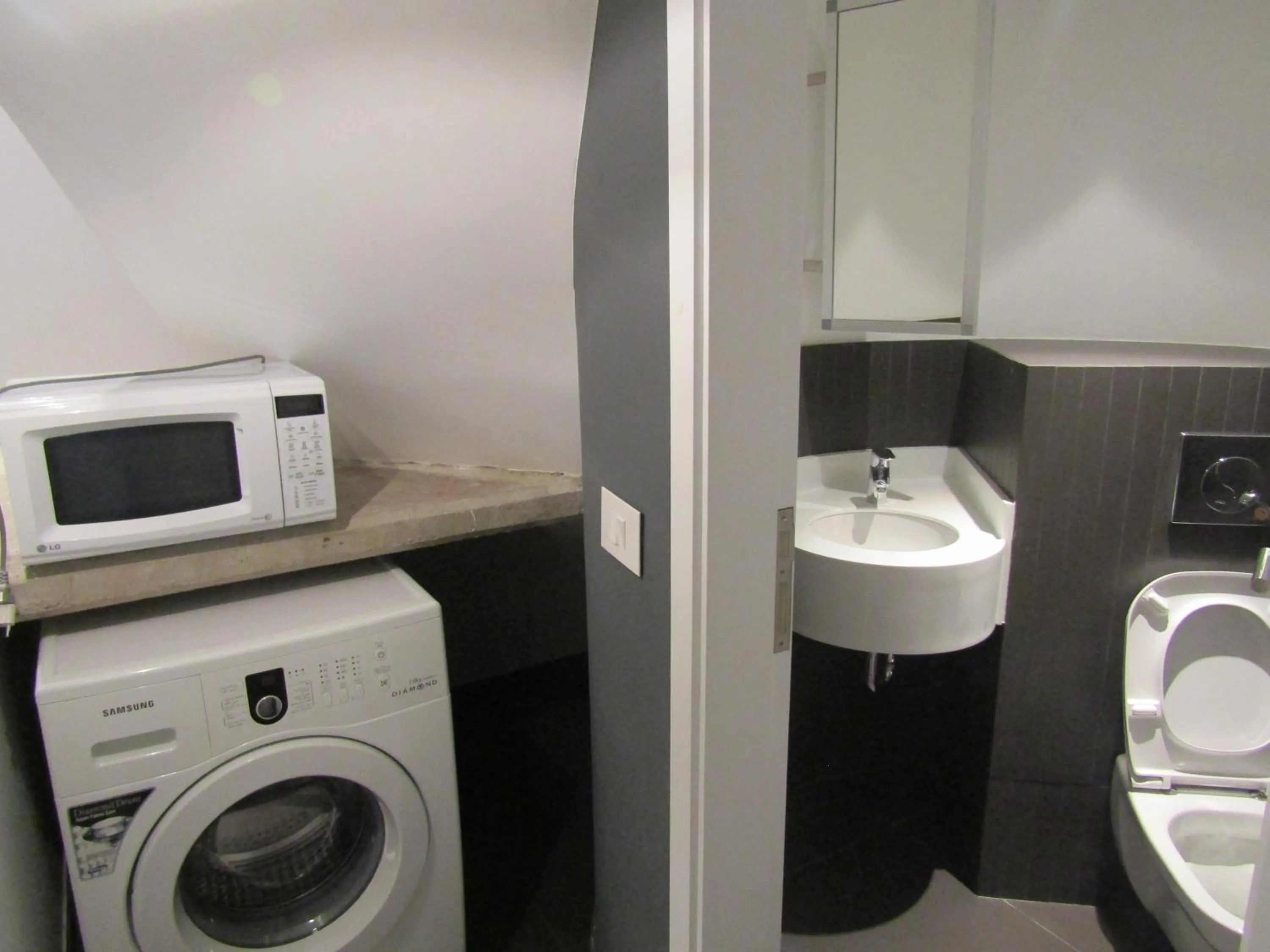 Bathroom in Siwar Center Apartments