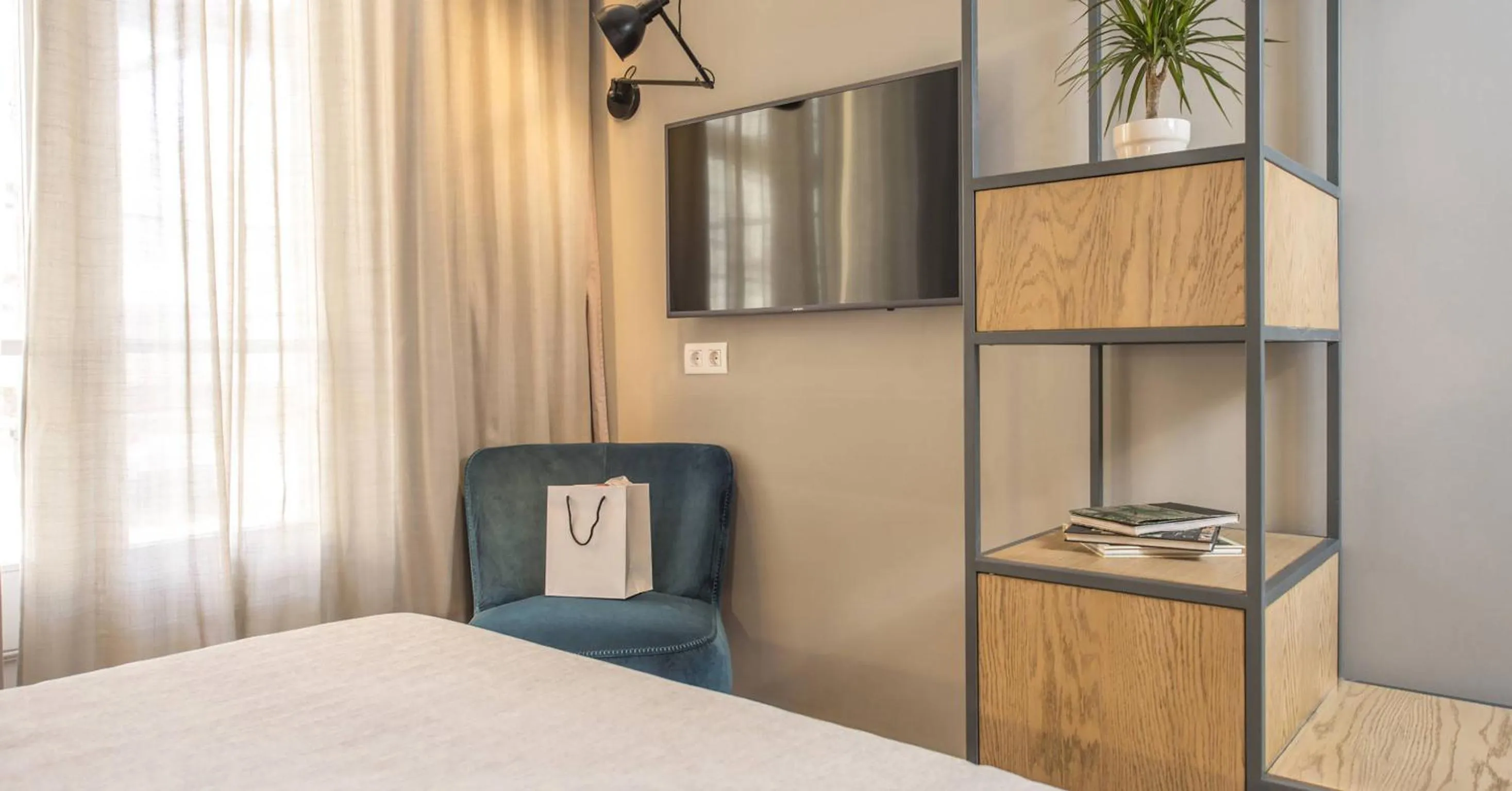 TV and multimedia, Bed in Mosaic by Ona