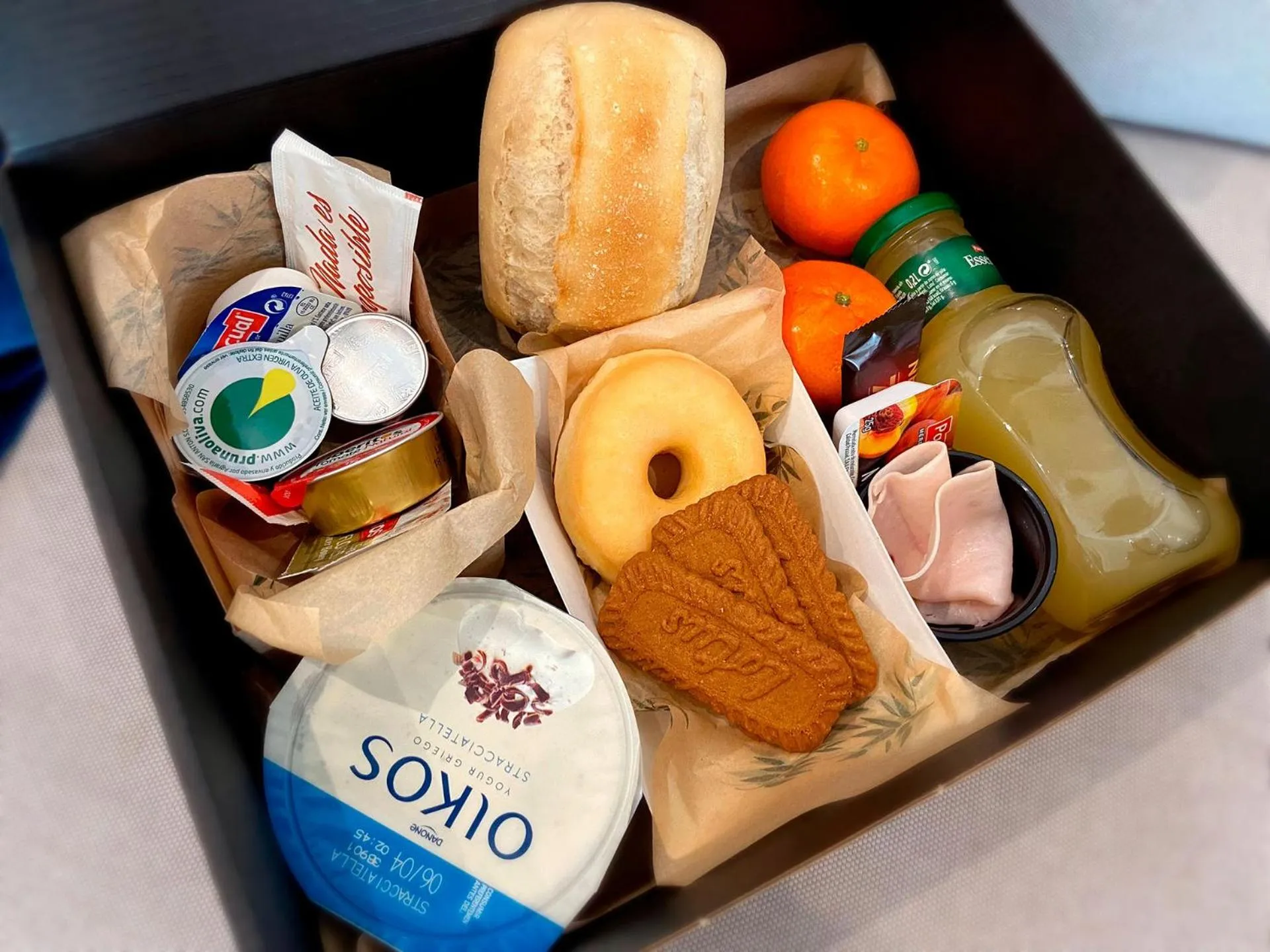 Breakfast in Mosaic by Ona