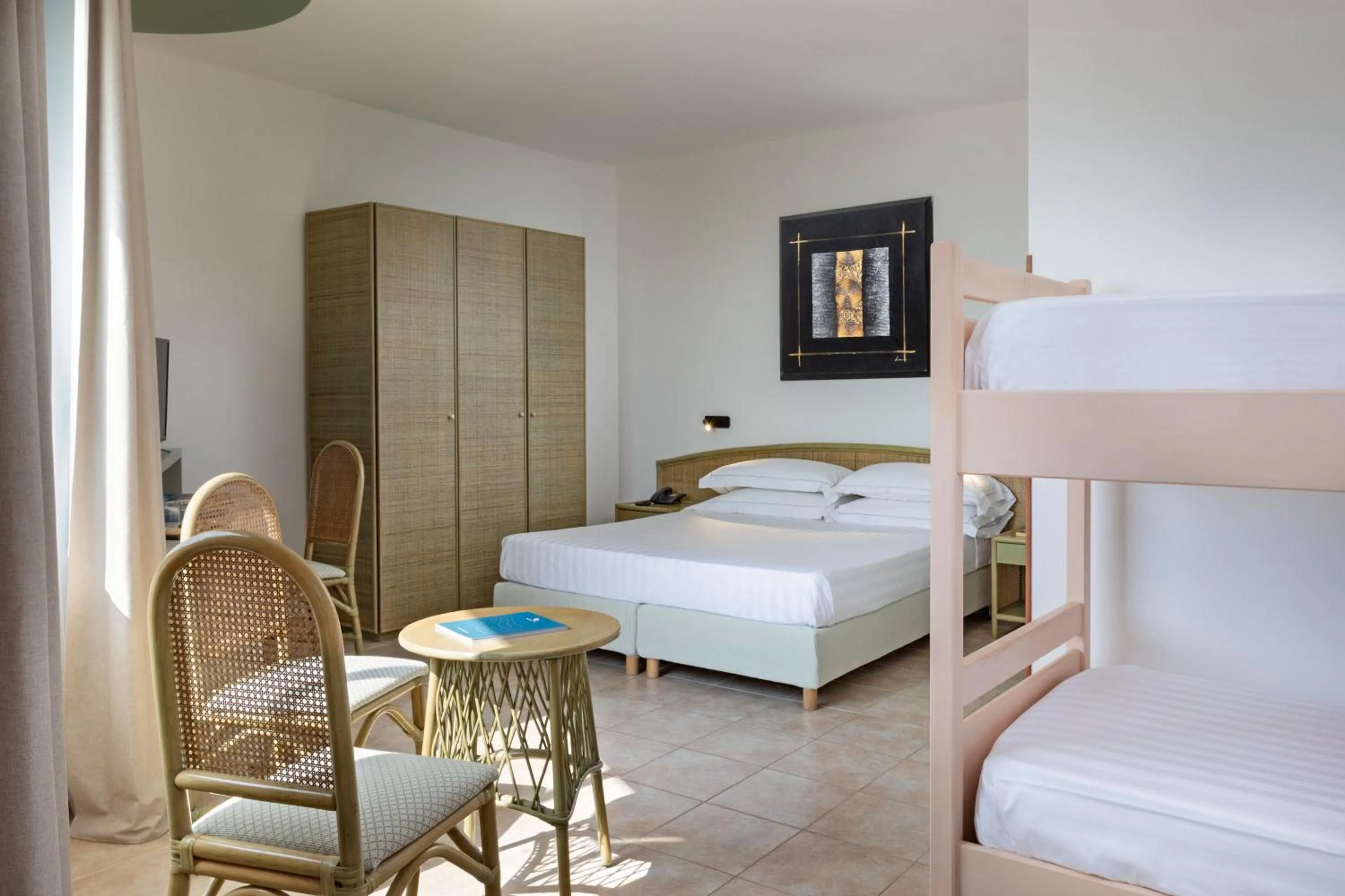 Bedroom, Bed in Rina Hotel