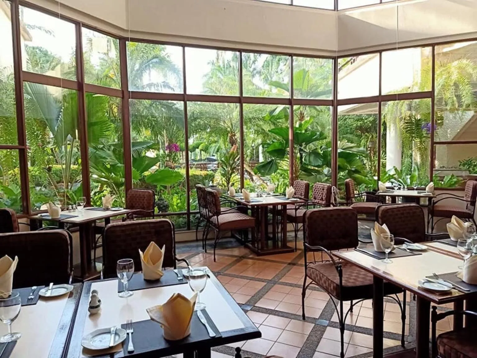 Restaurant/places to eat in Felix River Kwai Resort - SHA Plus,Certified