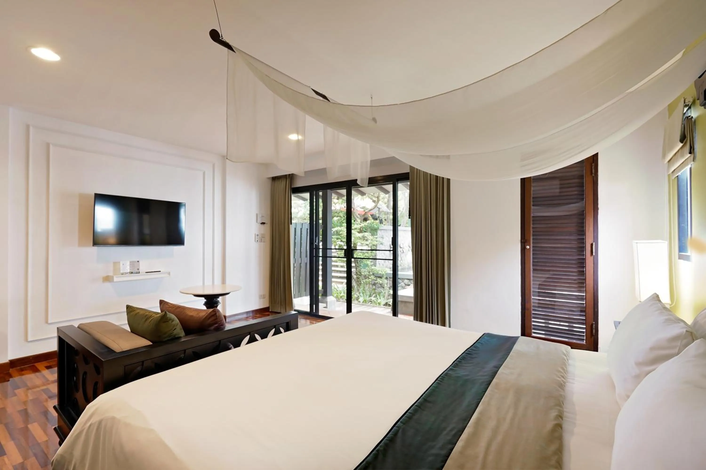 Photo of the whole room, Bed in Praseban Resort