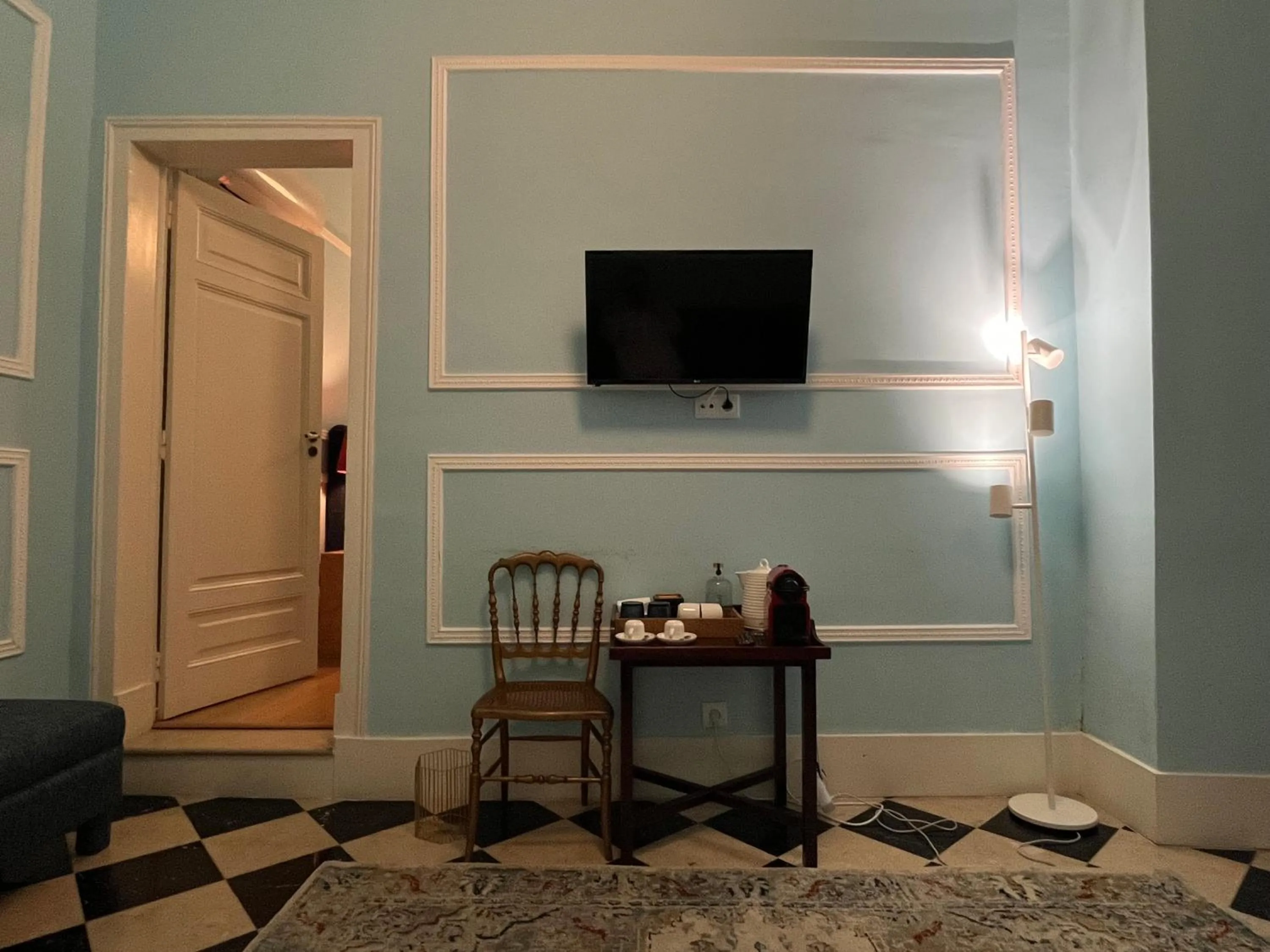 Living room in 1869 Príncipe Real House