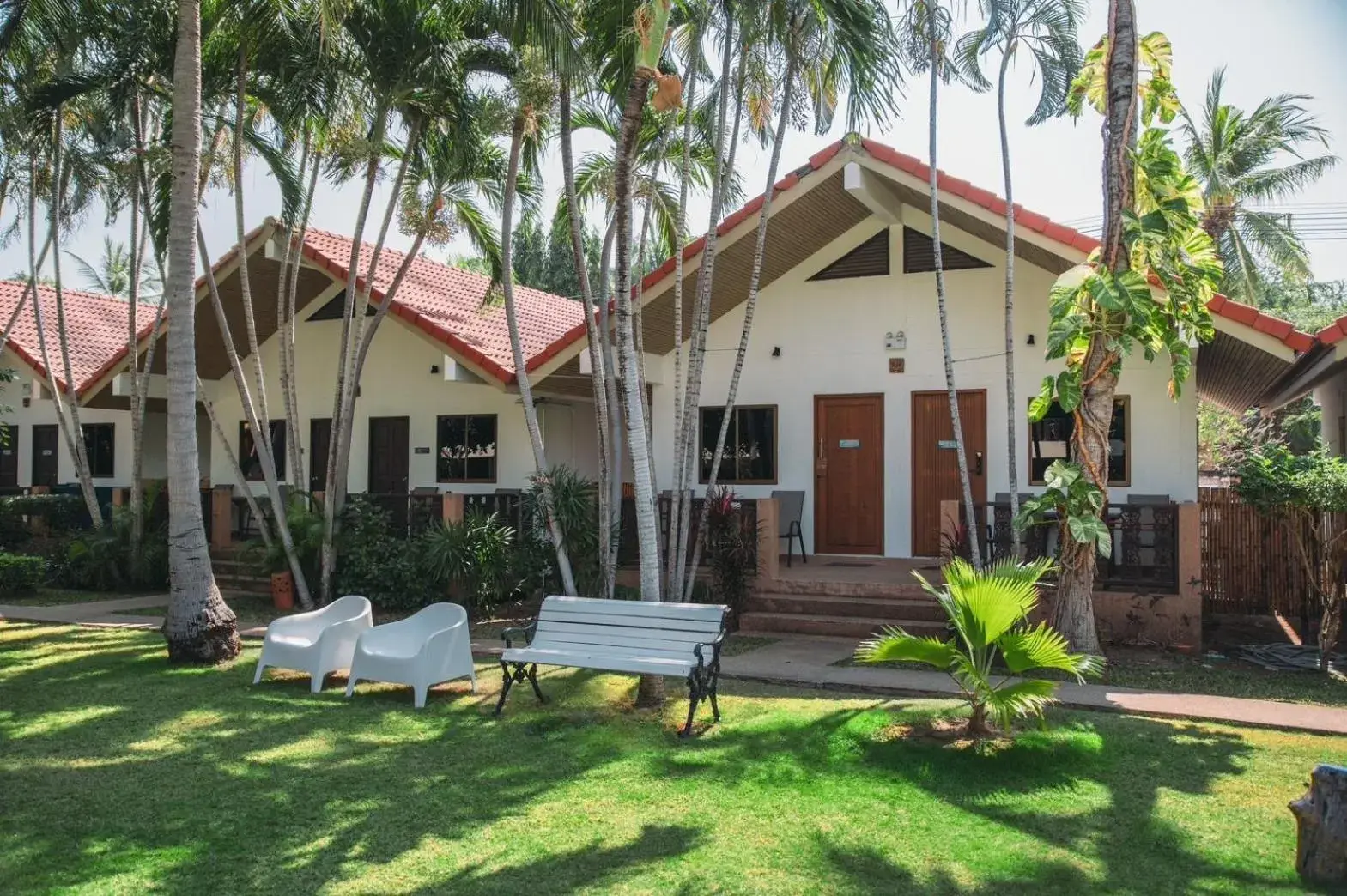 Superior Bungalow Garden View in Dolphin Bay Beach Resort Superior Bungalow Garden View in Dolphin Bay Beach Resort