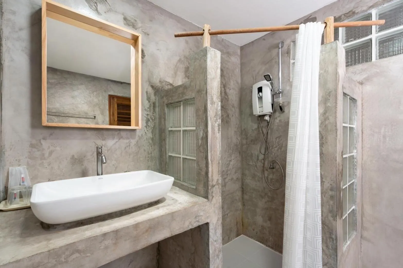 Shower in Dolphin Bay Beach Resort