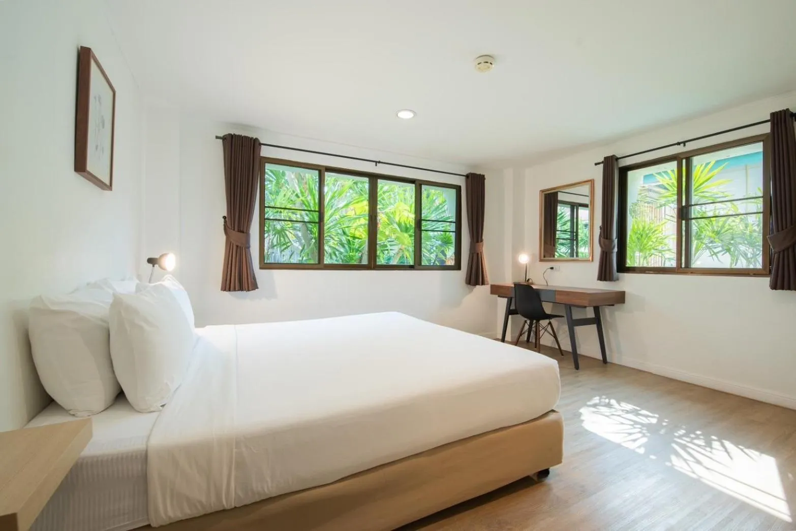 Bed in Dolphin Bay Beach Resort