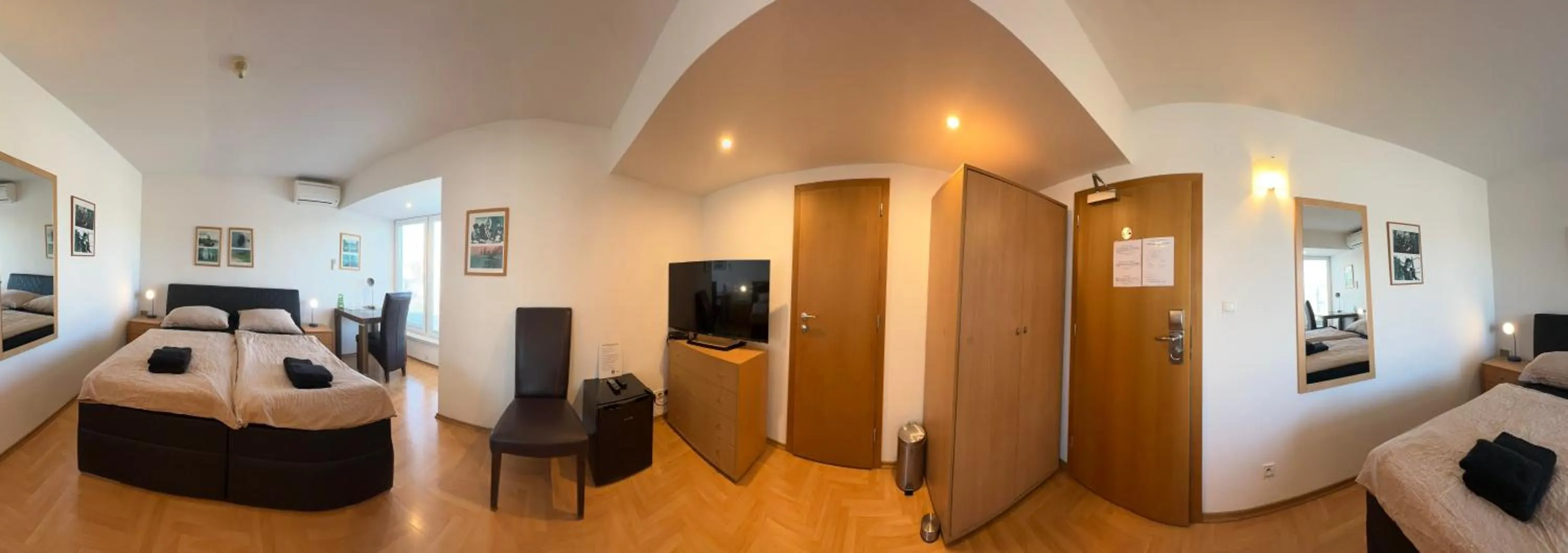 Other, Bed in Hotel Muza