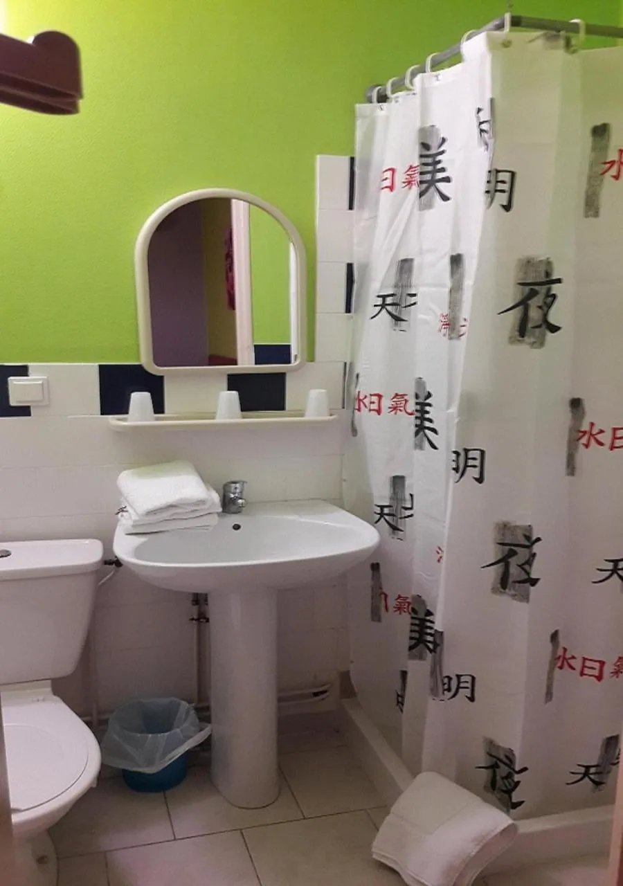 Bathroom in Le Petit Logis