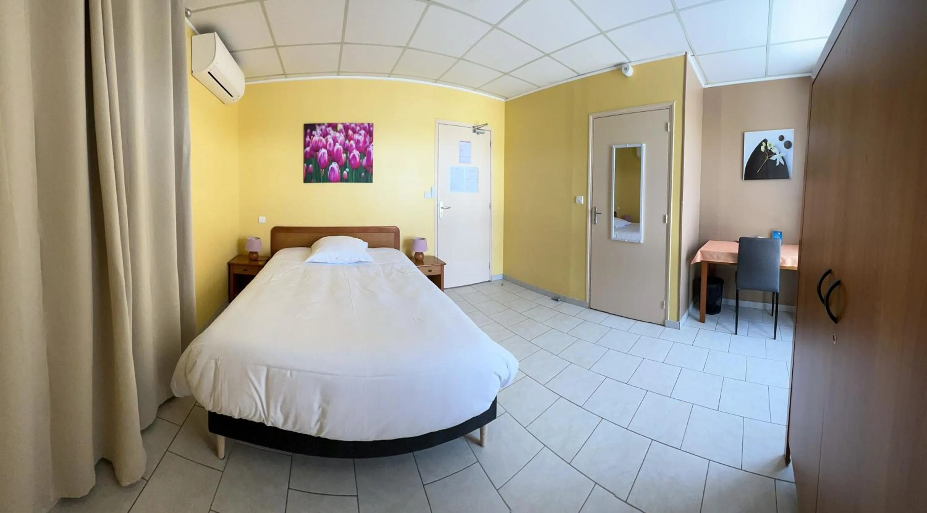 Double Room - single occupancy - Disability Access in Le Petit Logis