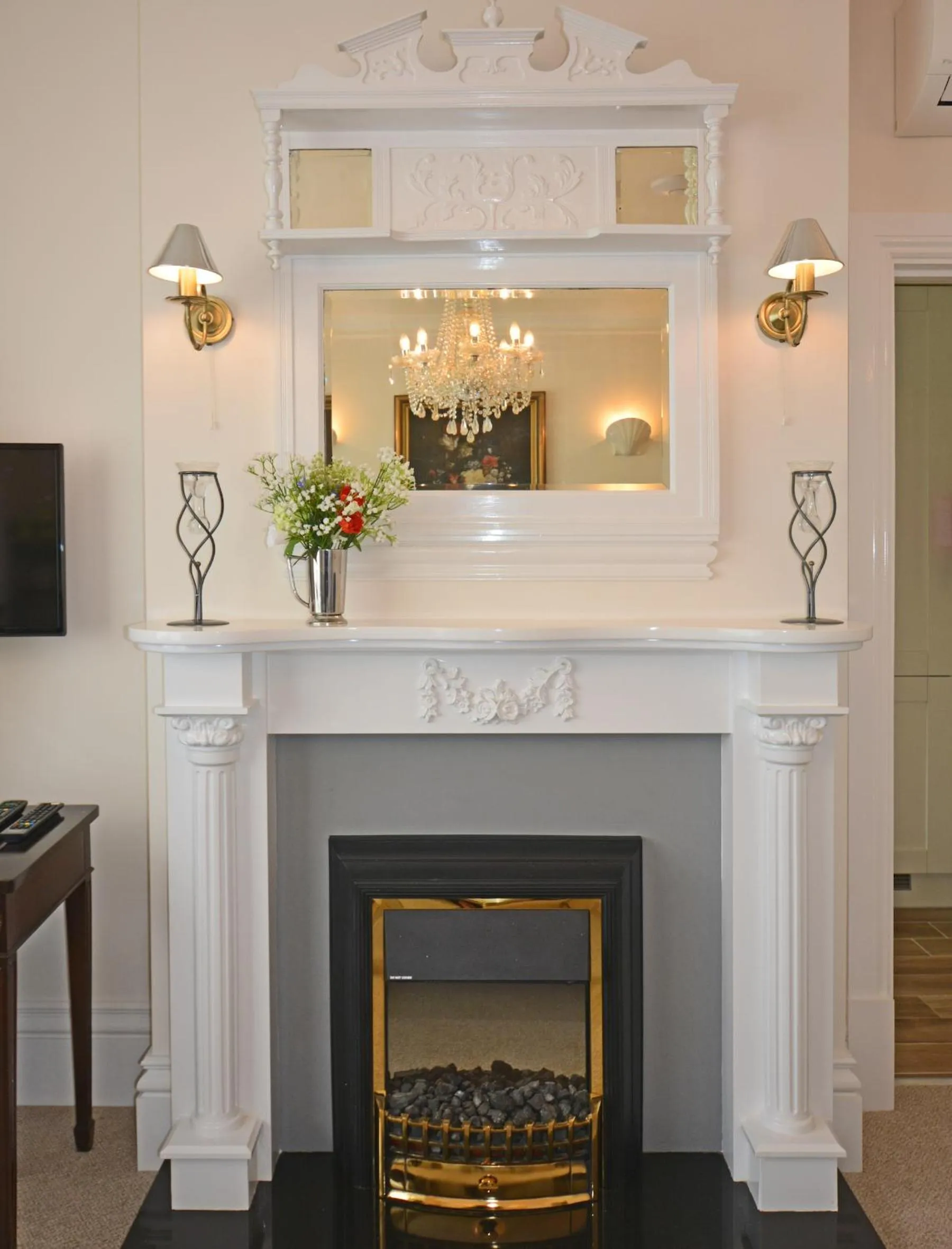 Living room in Haven Hall Hotel