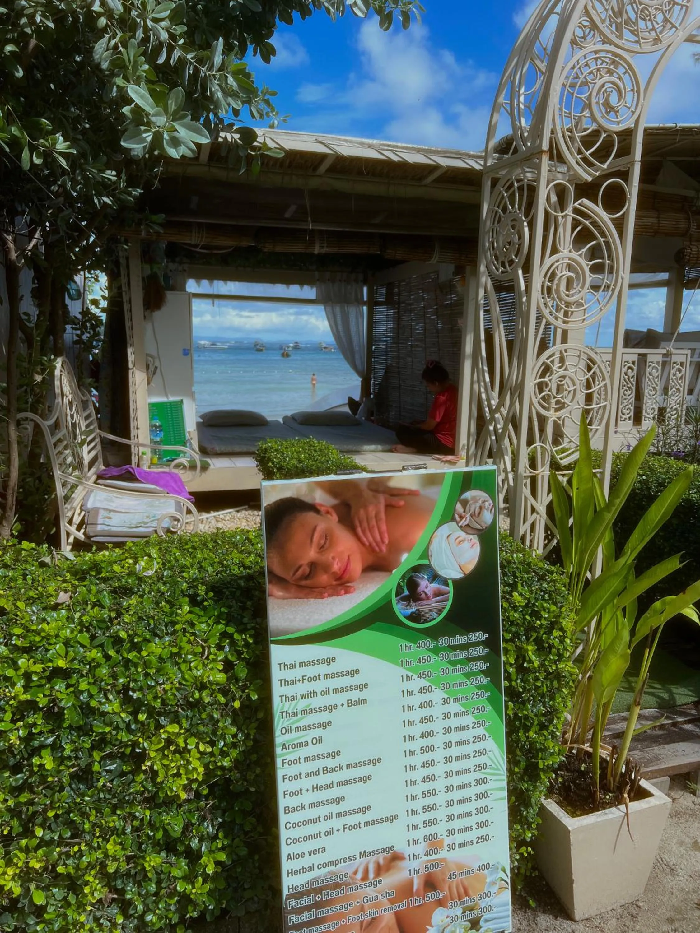 Massage in Mama Beach Residence - Adults Only