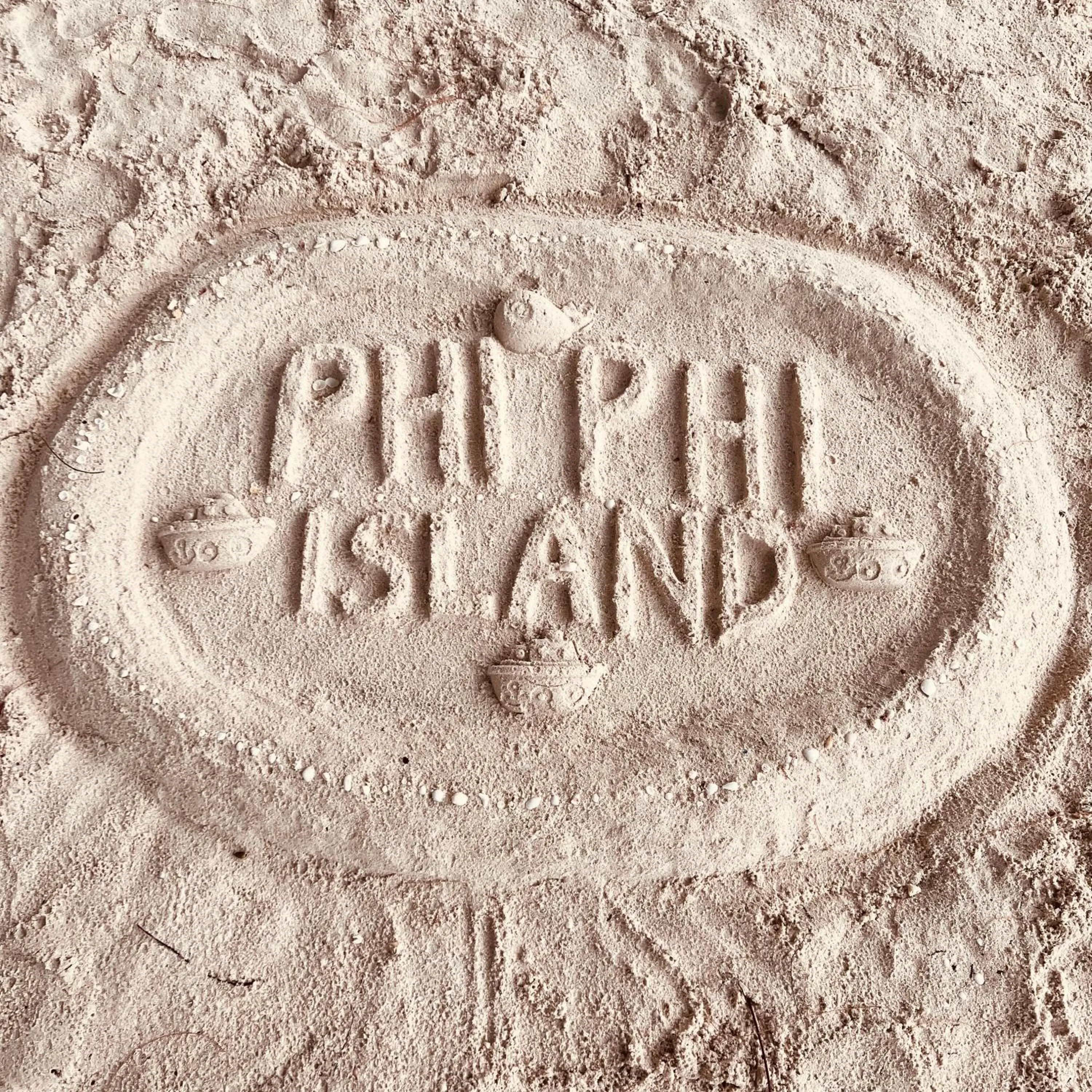 Beach in Mama Beach Residence - Adults Only