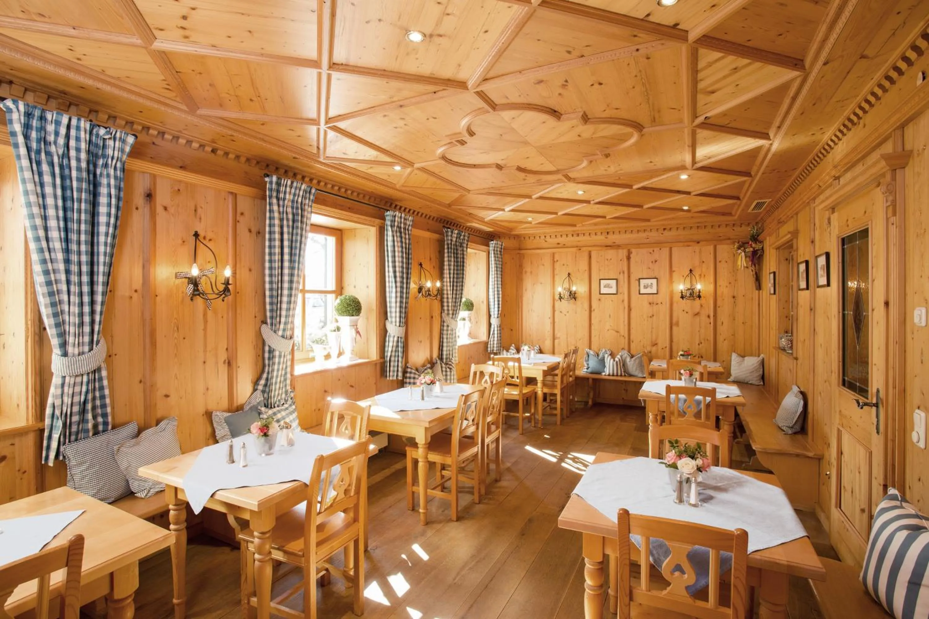 Restaurant/places to eat in Hotel Obermaier