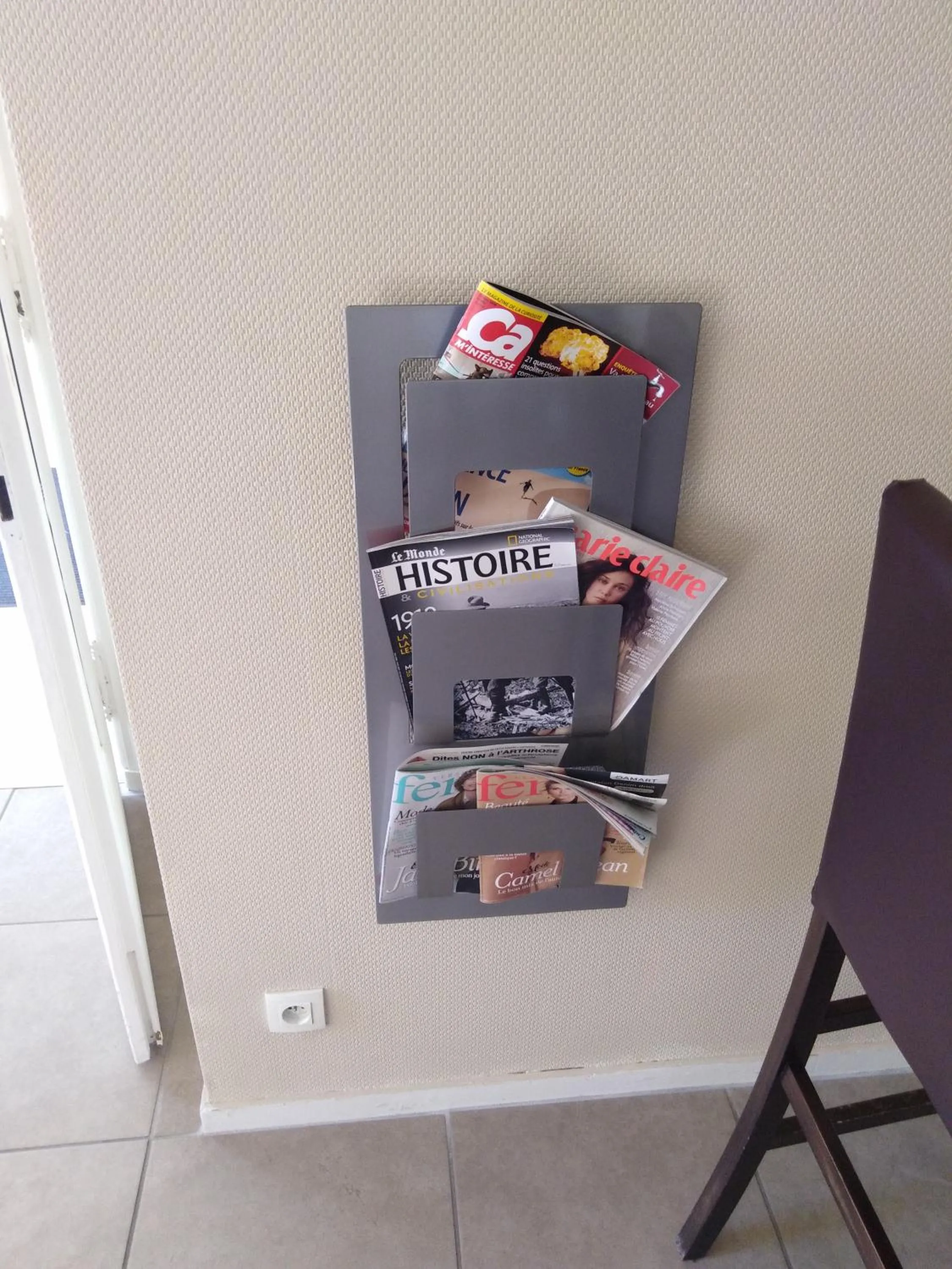 Dining area in Hotel ASTORIA- Saint Etienne-Centre des Congrès-