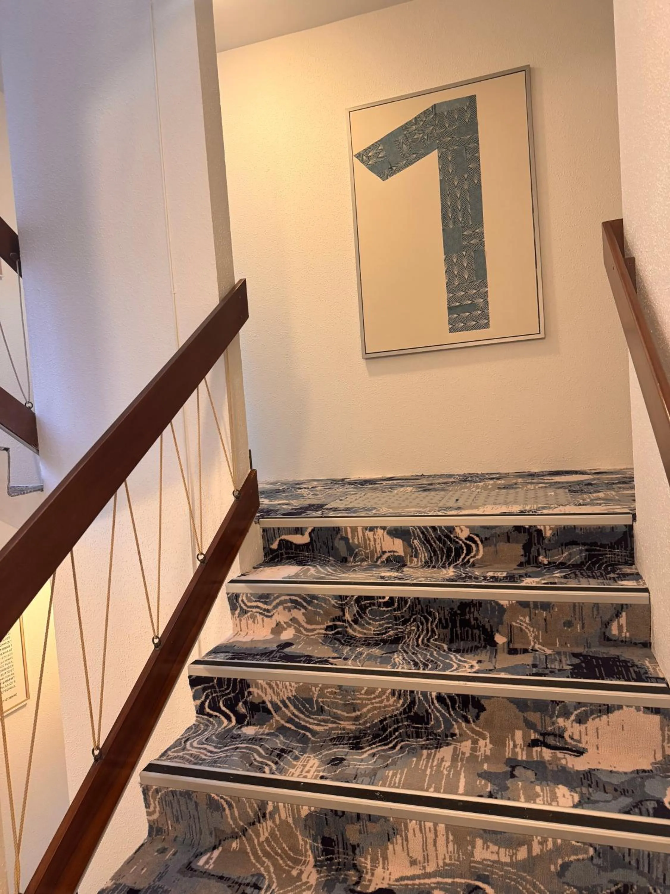 Hotel ASTORIA- Saint Etienne-Centre des Congrès-