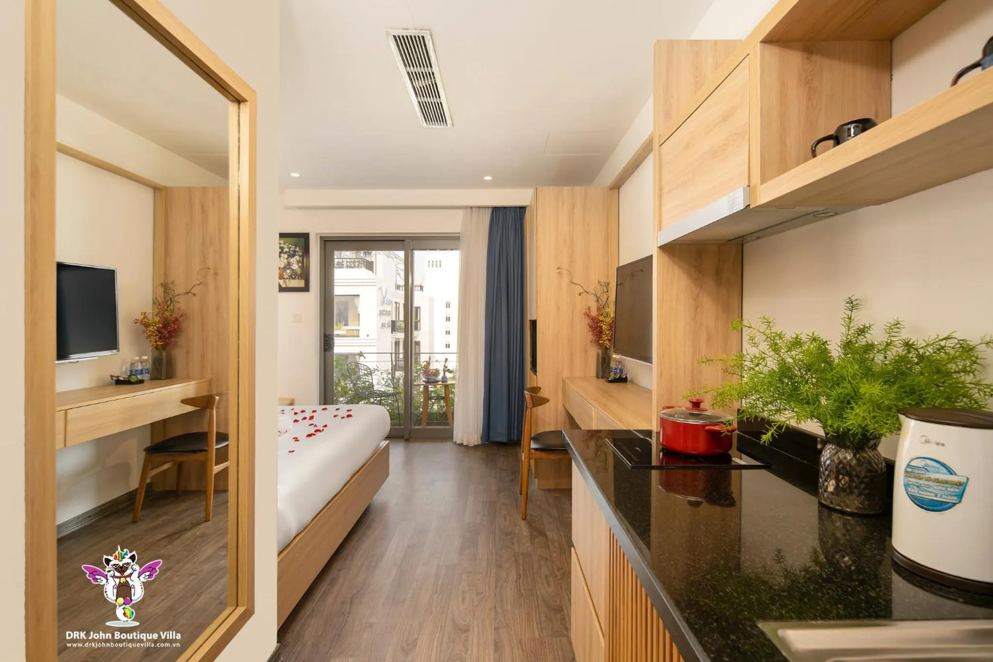 TV and multimedia in John Boutique Villa