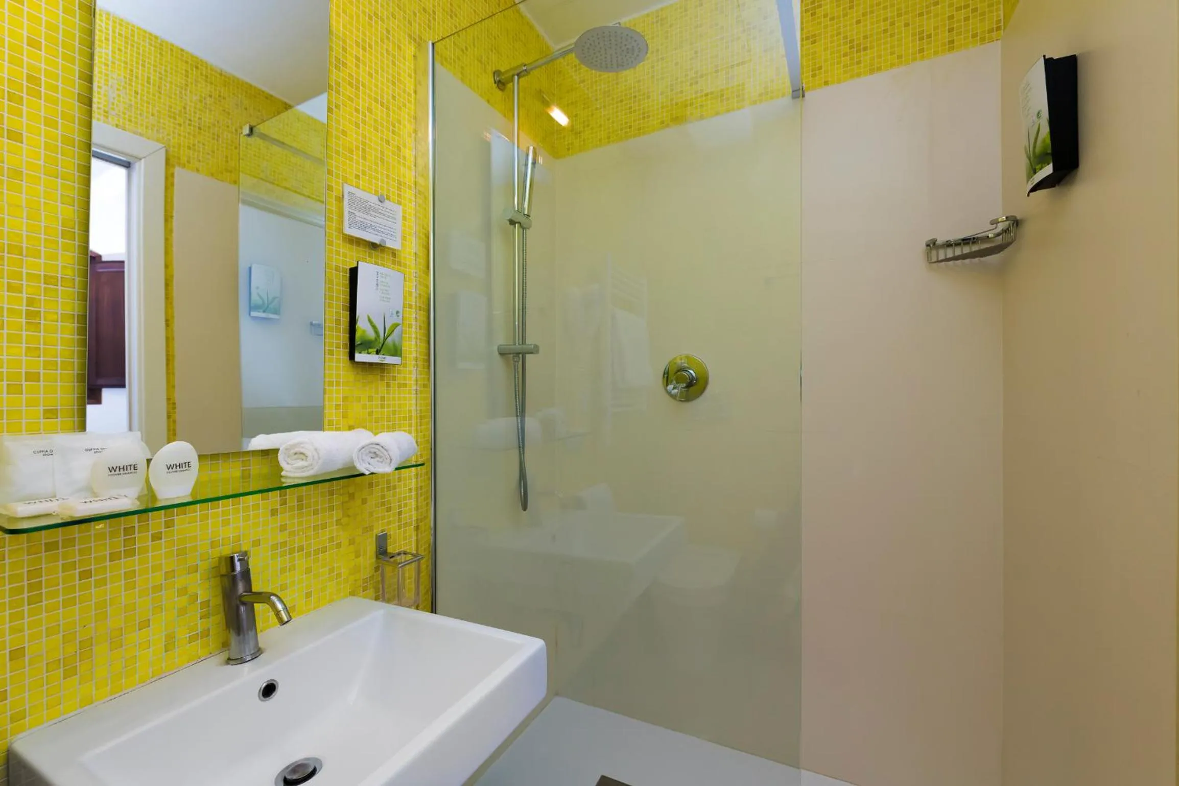 Bathroom in Maison Giulia by Hili