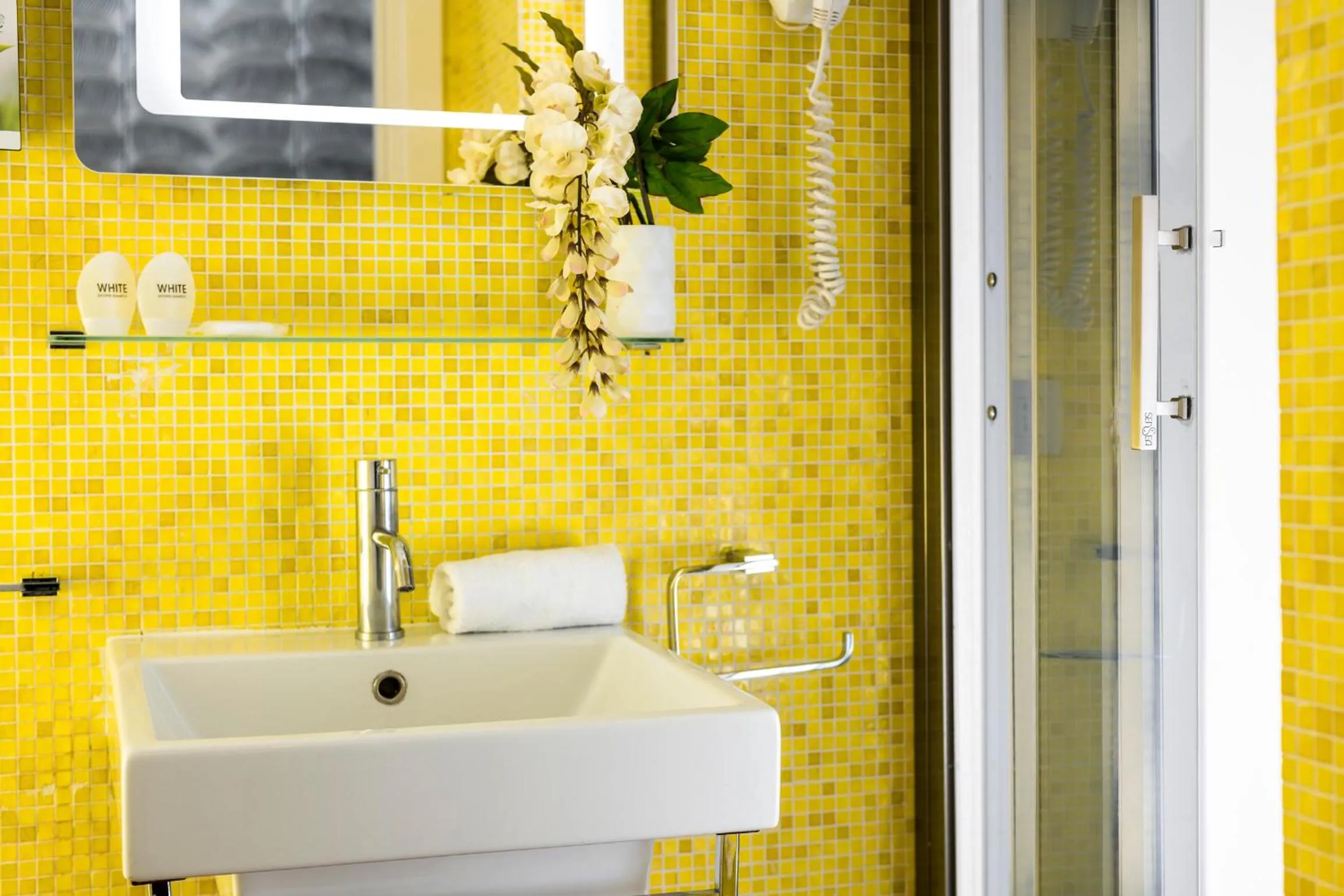 Bathroom in Maison Giulia by Hili