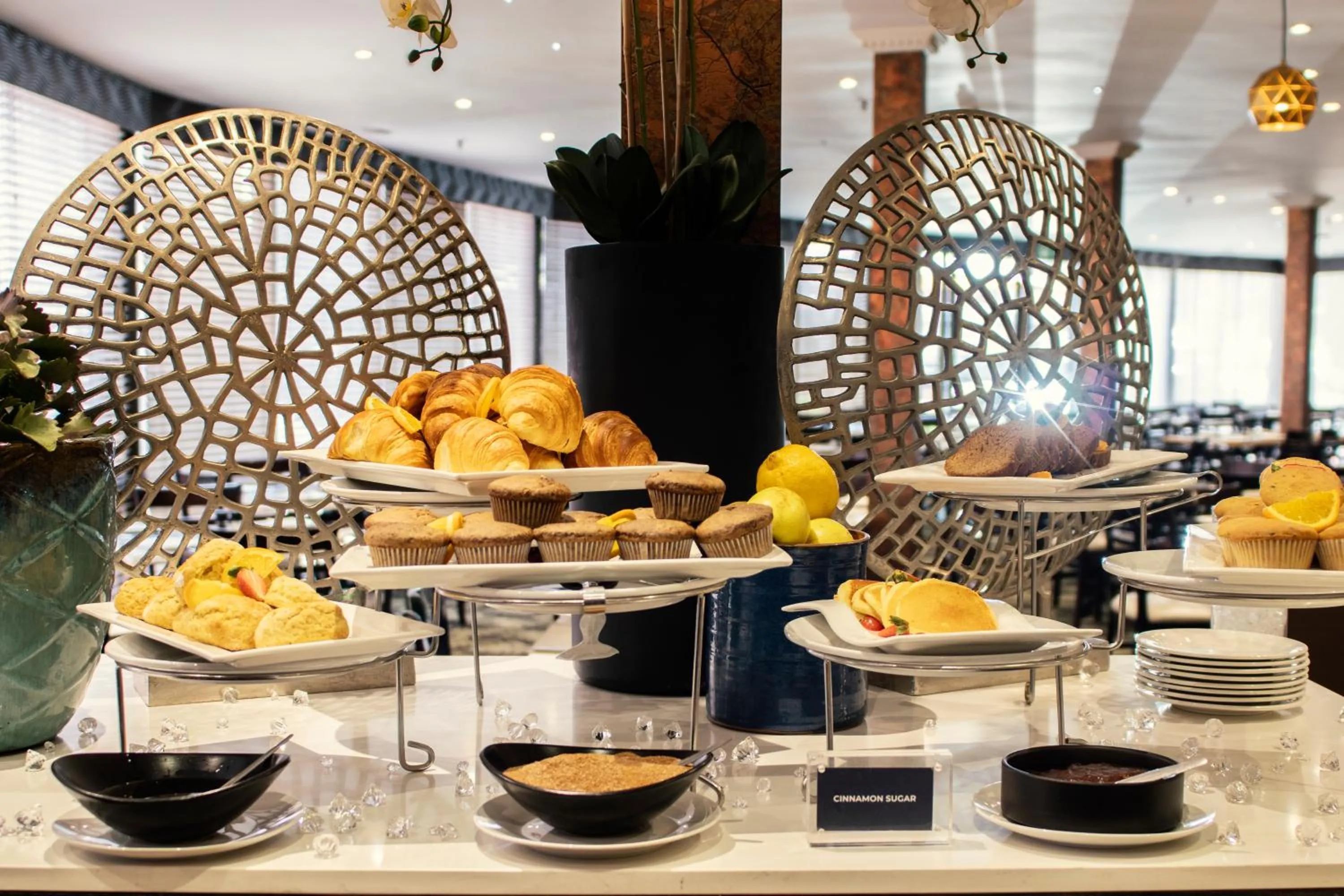 Food in The Parktonian All Suite Hotel