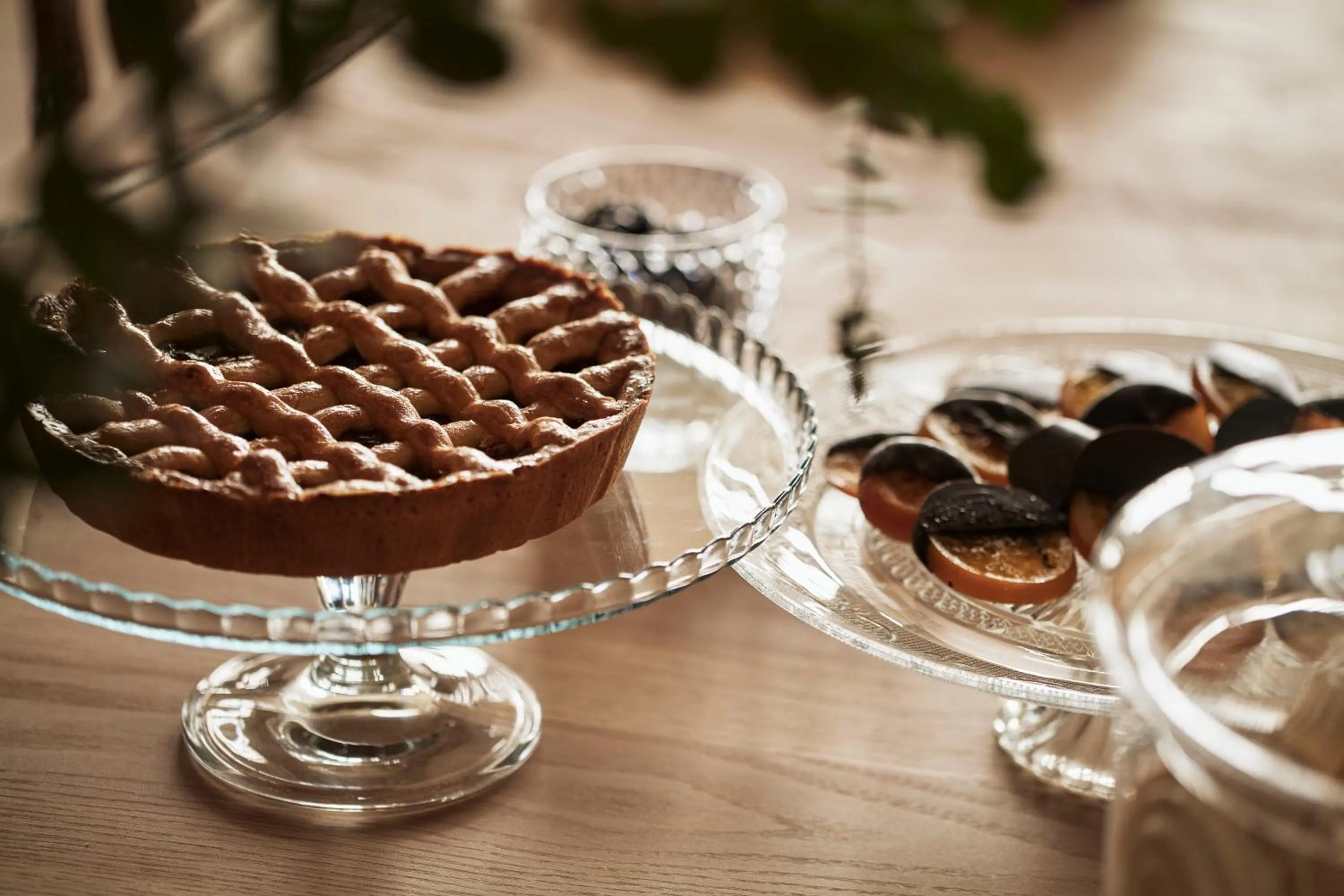 Food and drinks in Syrou Melathron