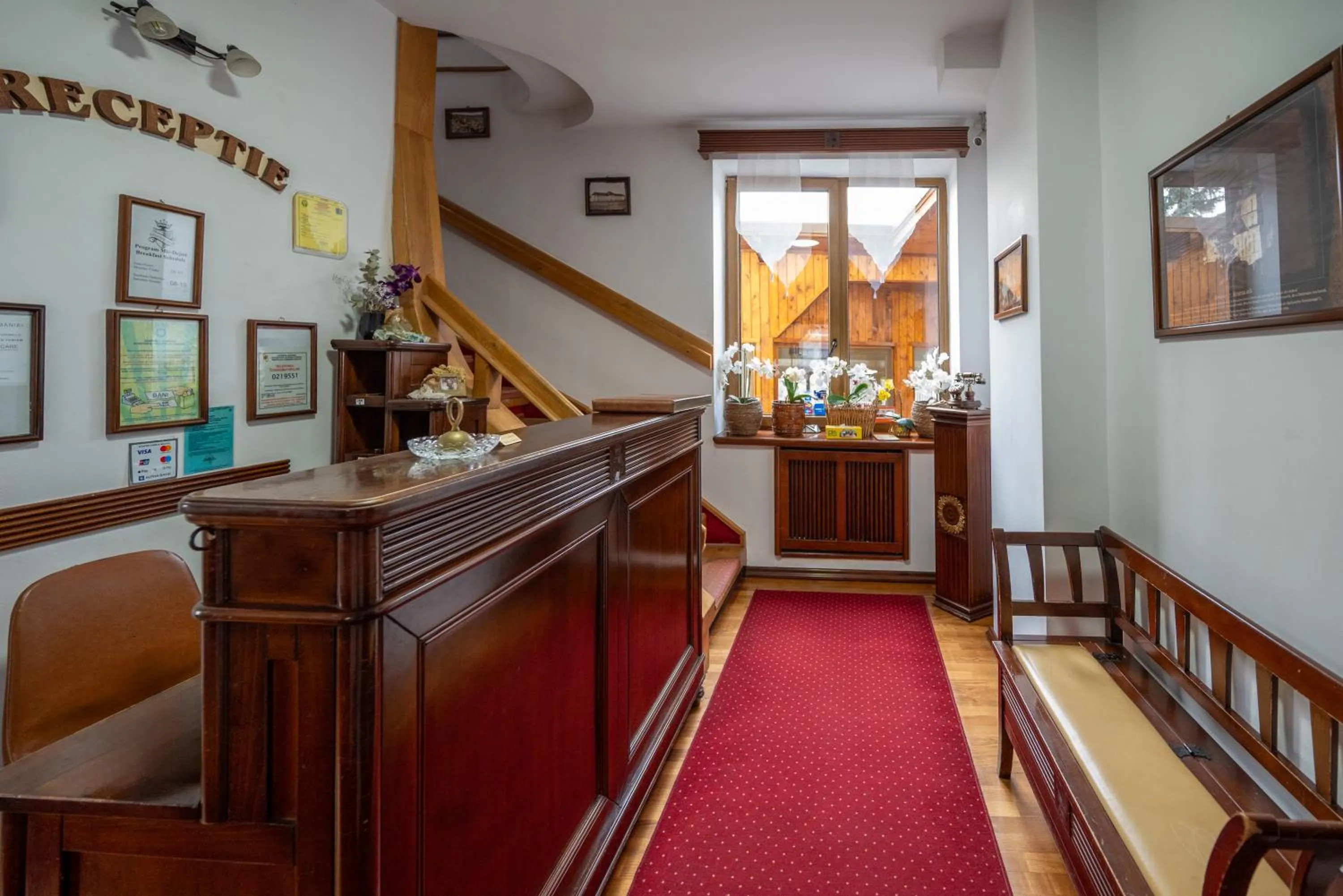Lobby or reception in Pension Brasovu Vechi