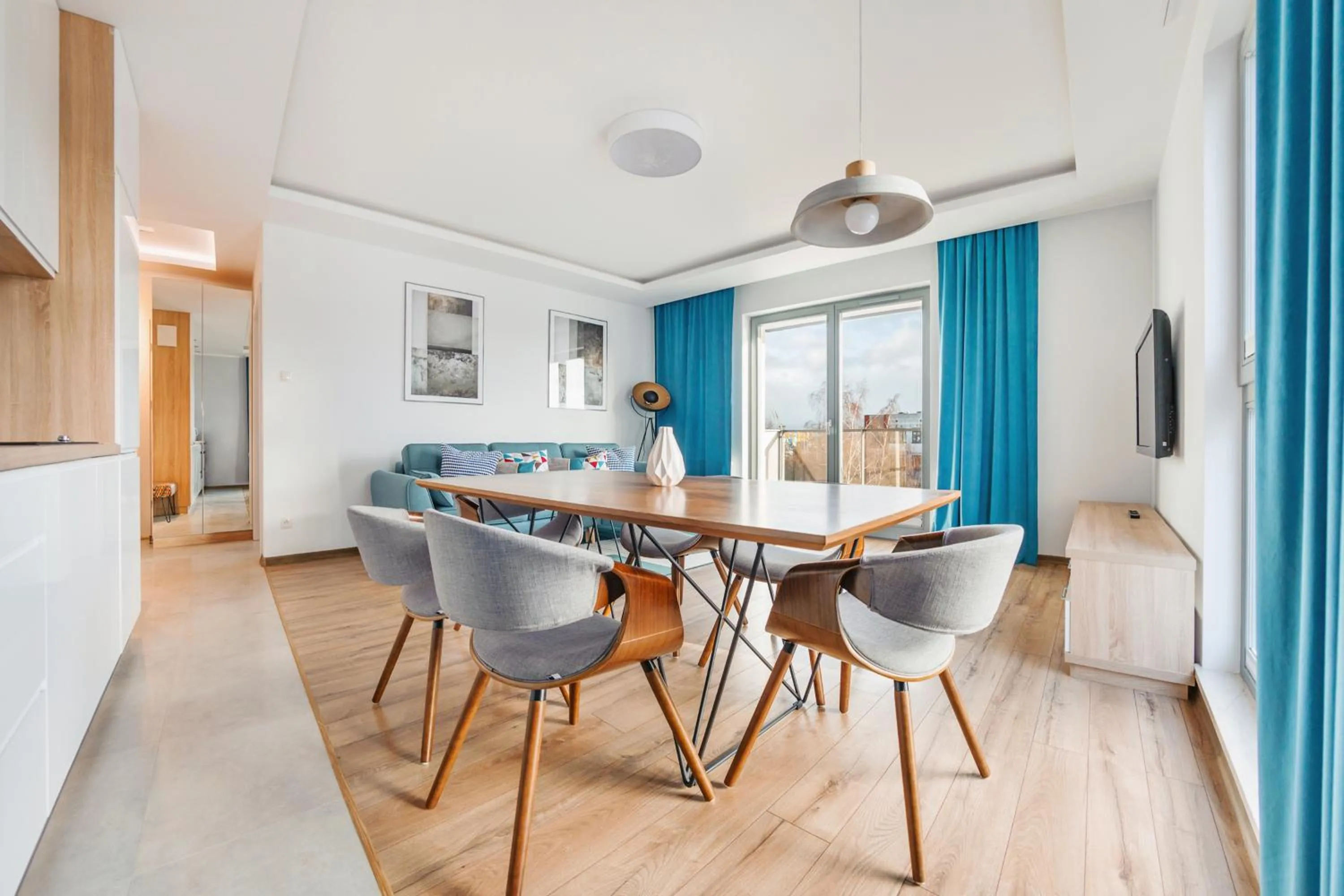 Dining area in Nadmorze, Sun & Snow