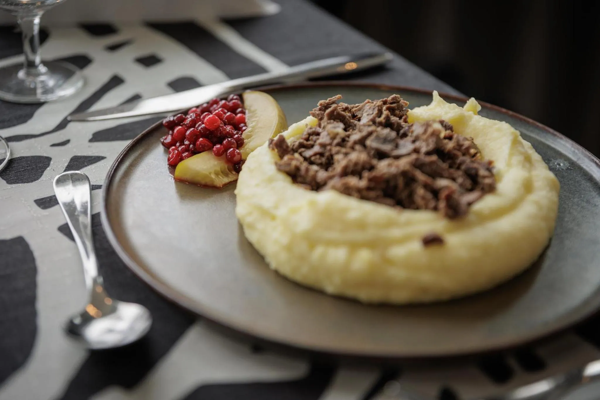 Food and drinks in Hotel Inari